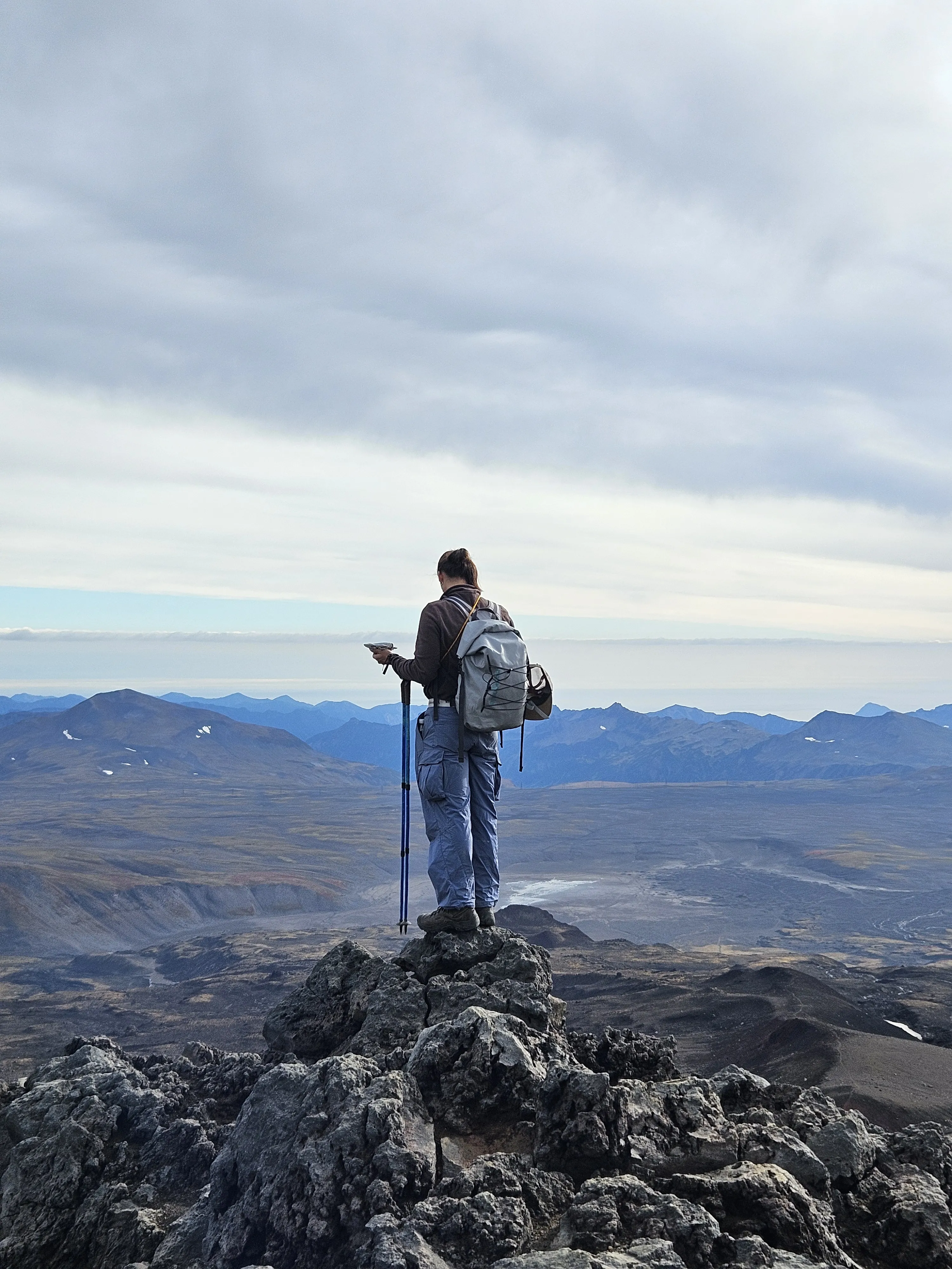 Вид на долину древнего кратера вулкана Горелый
