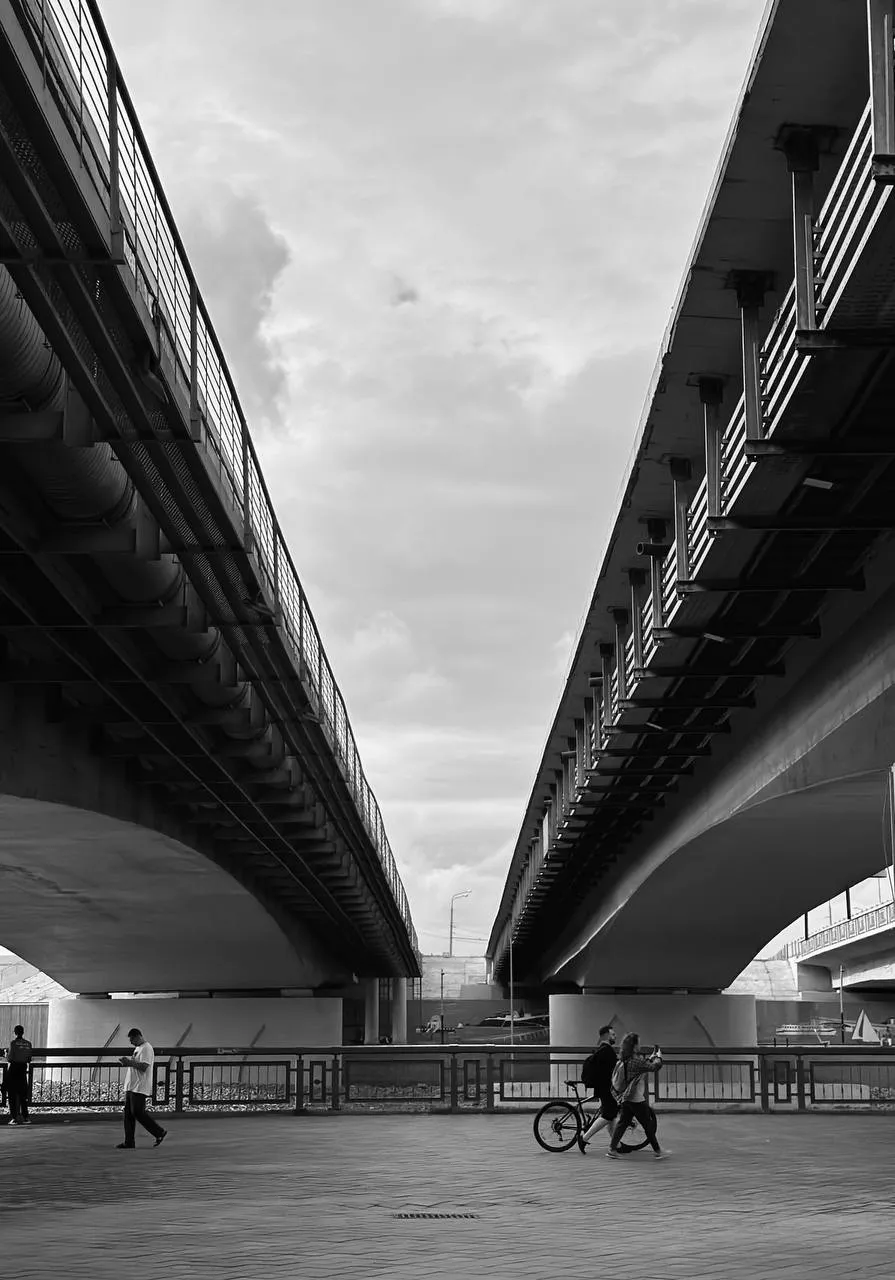 Пути пересекаются