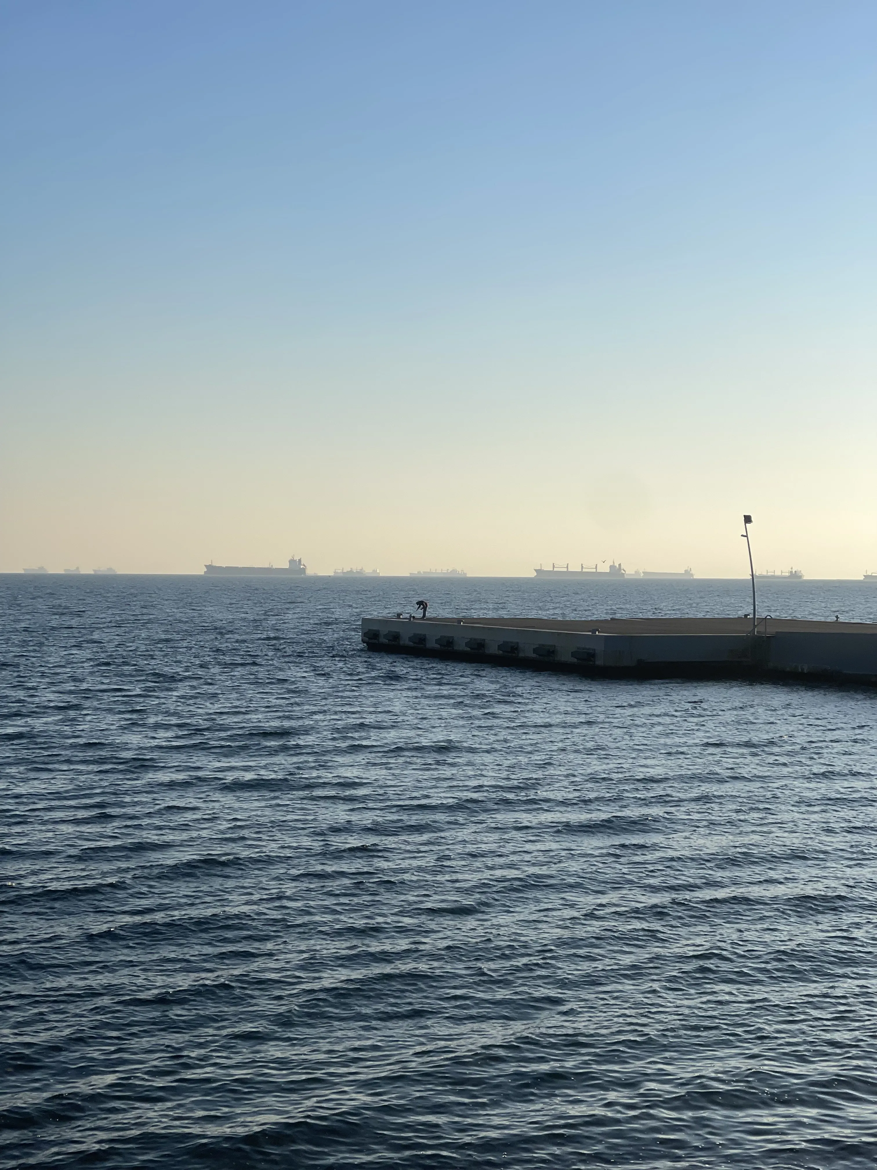 Только море