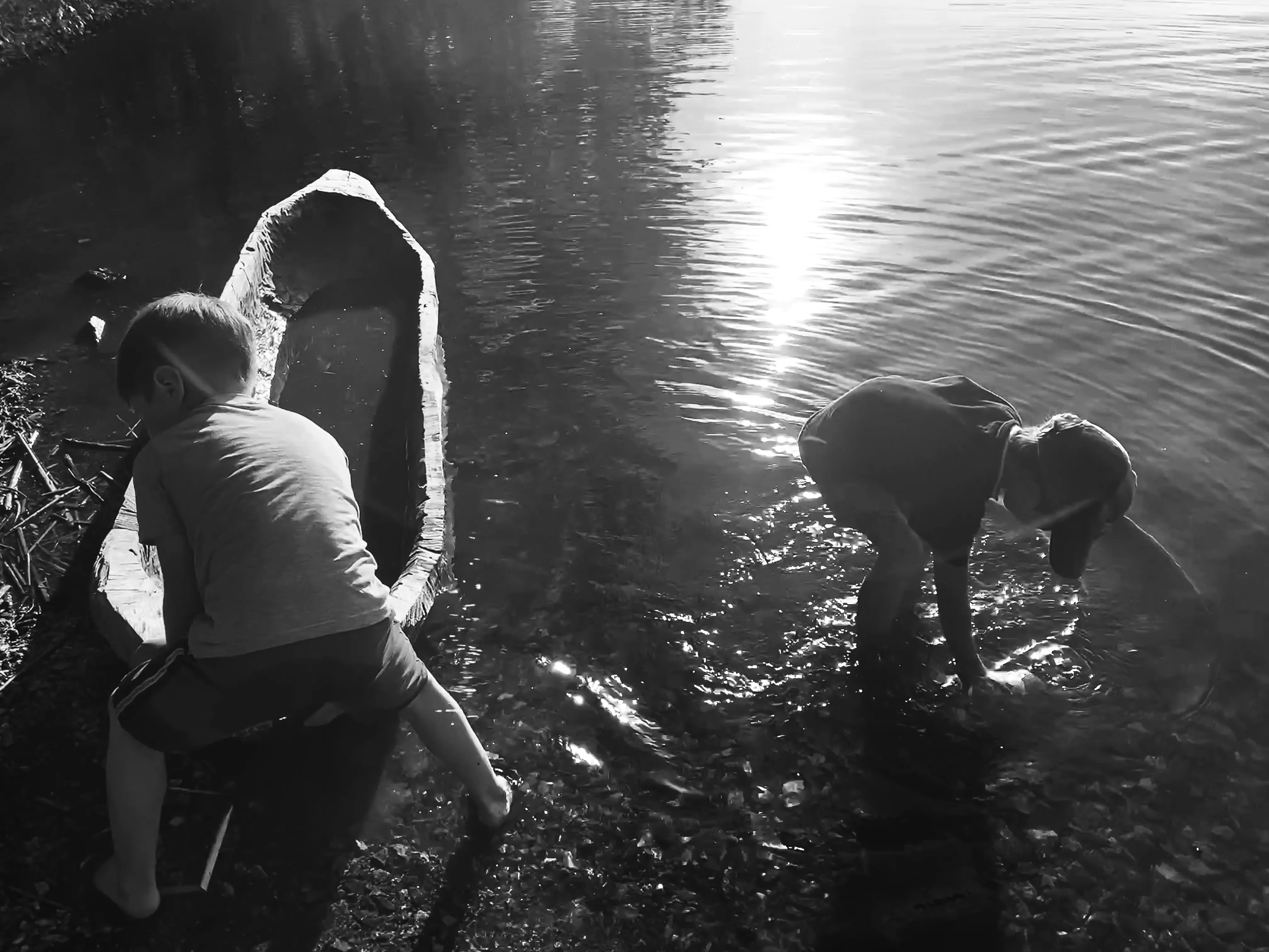 Мальчишки и лодка