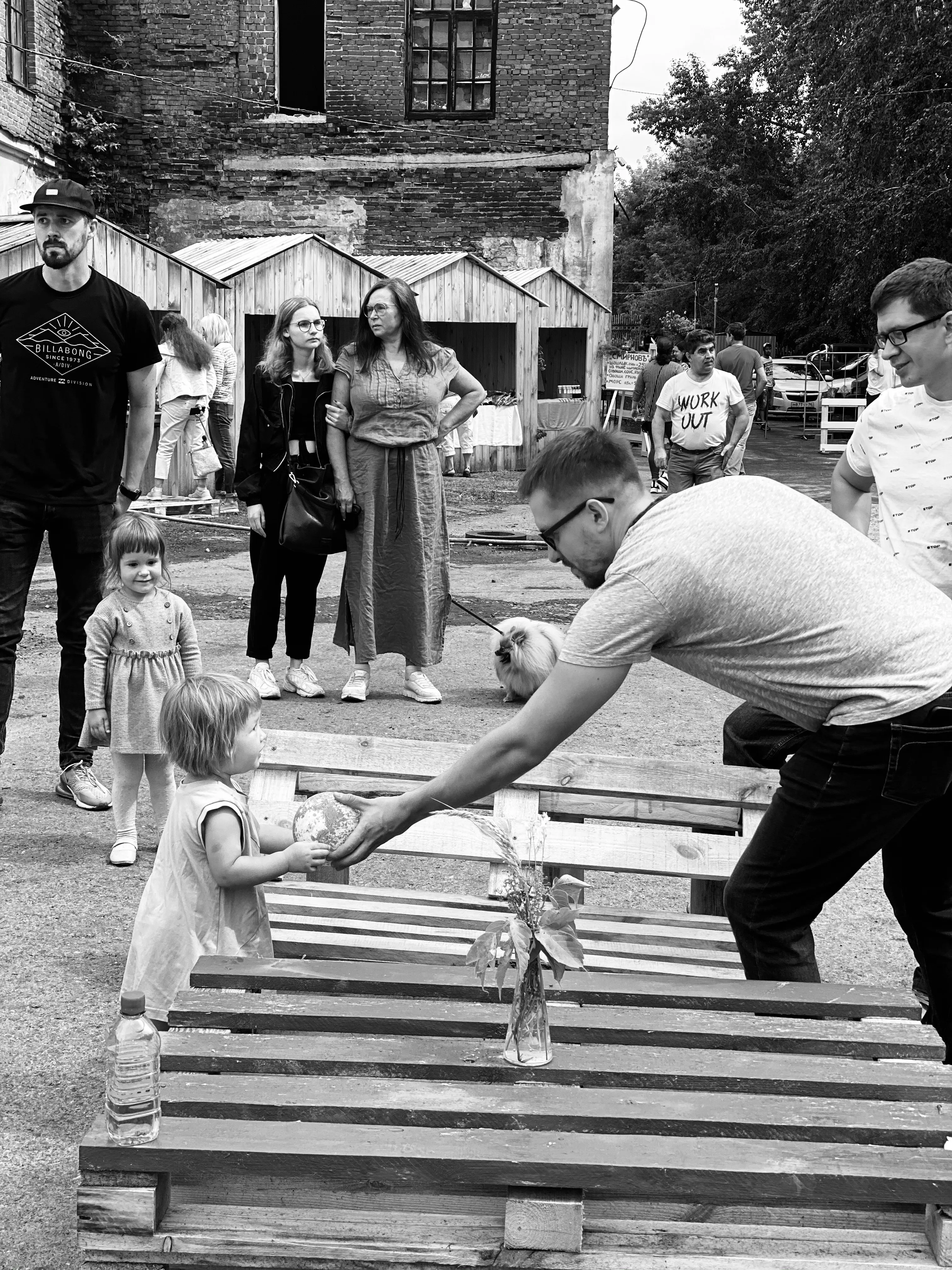 Это мой папа однажды придумал луну