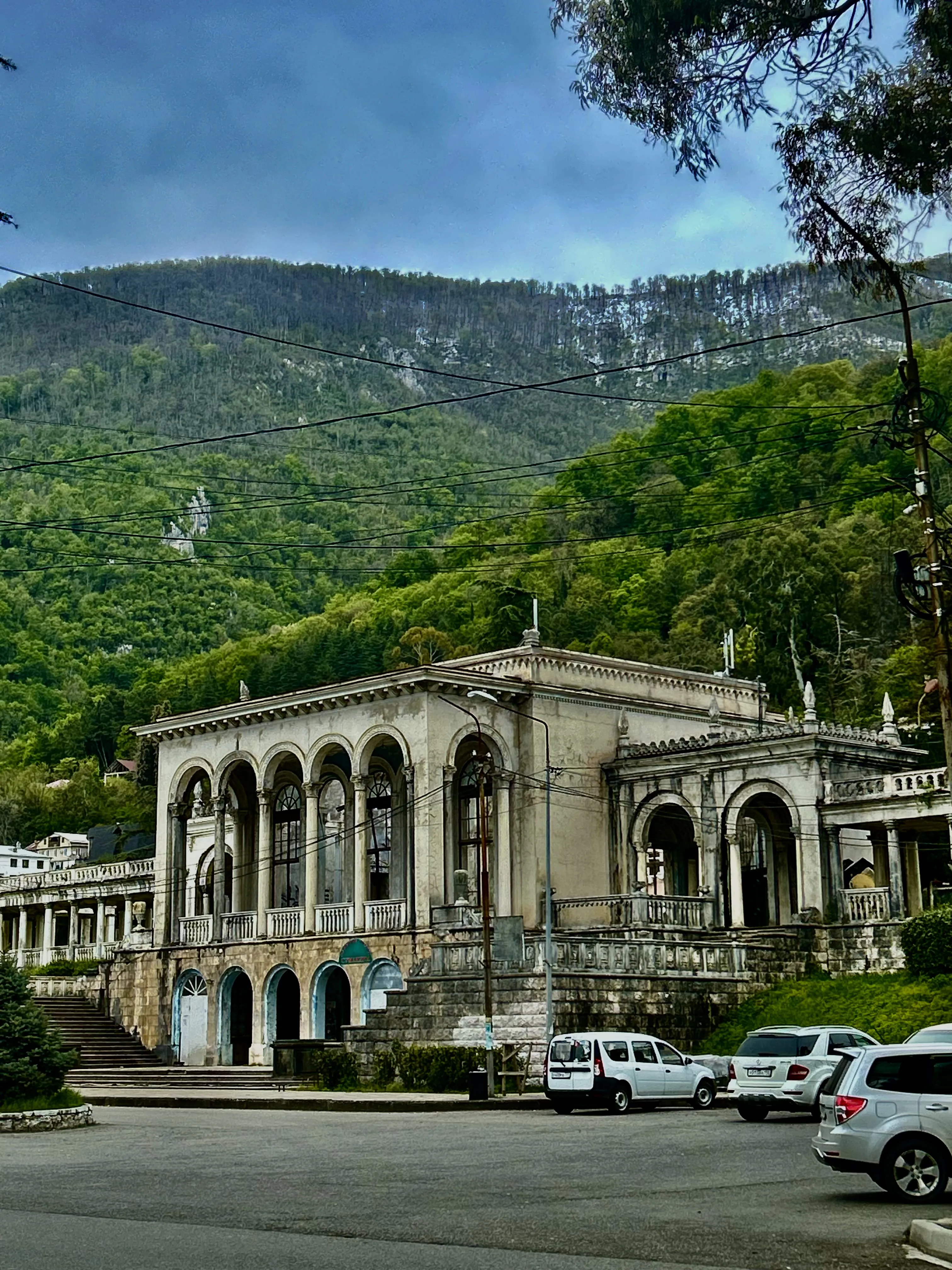 Красота здания Абхазии