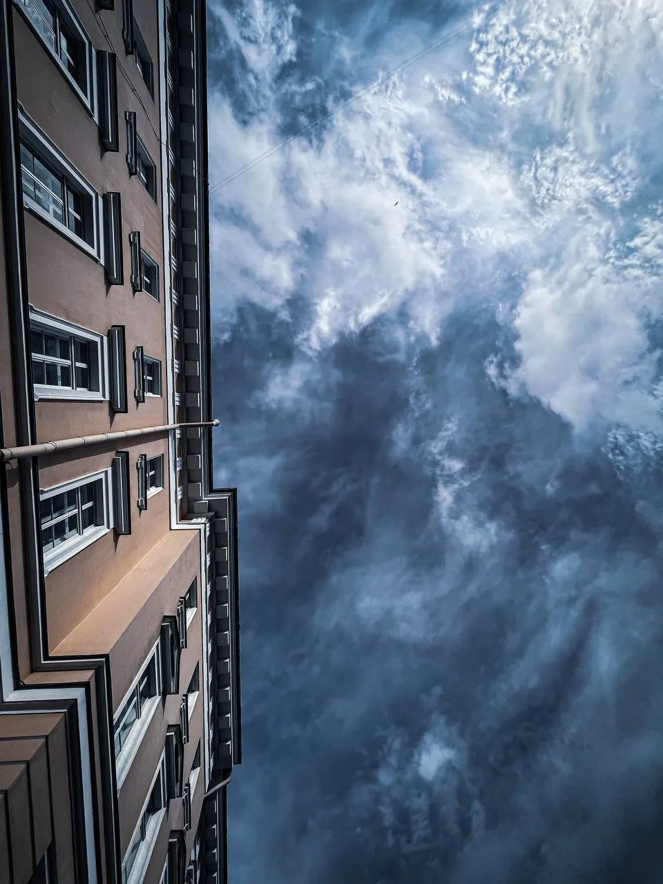 Подними голову