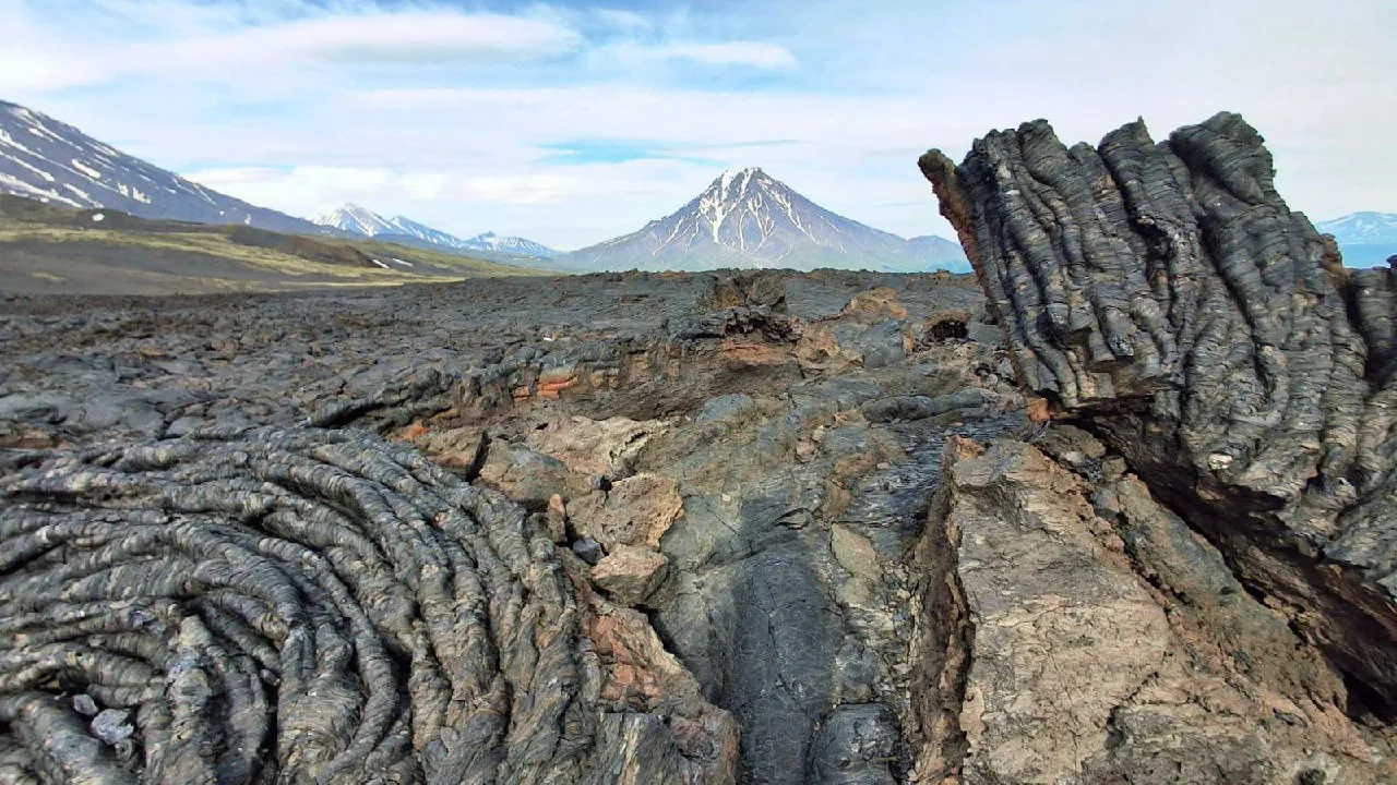 Застывший камень