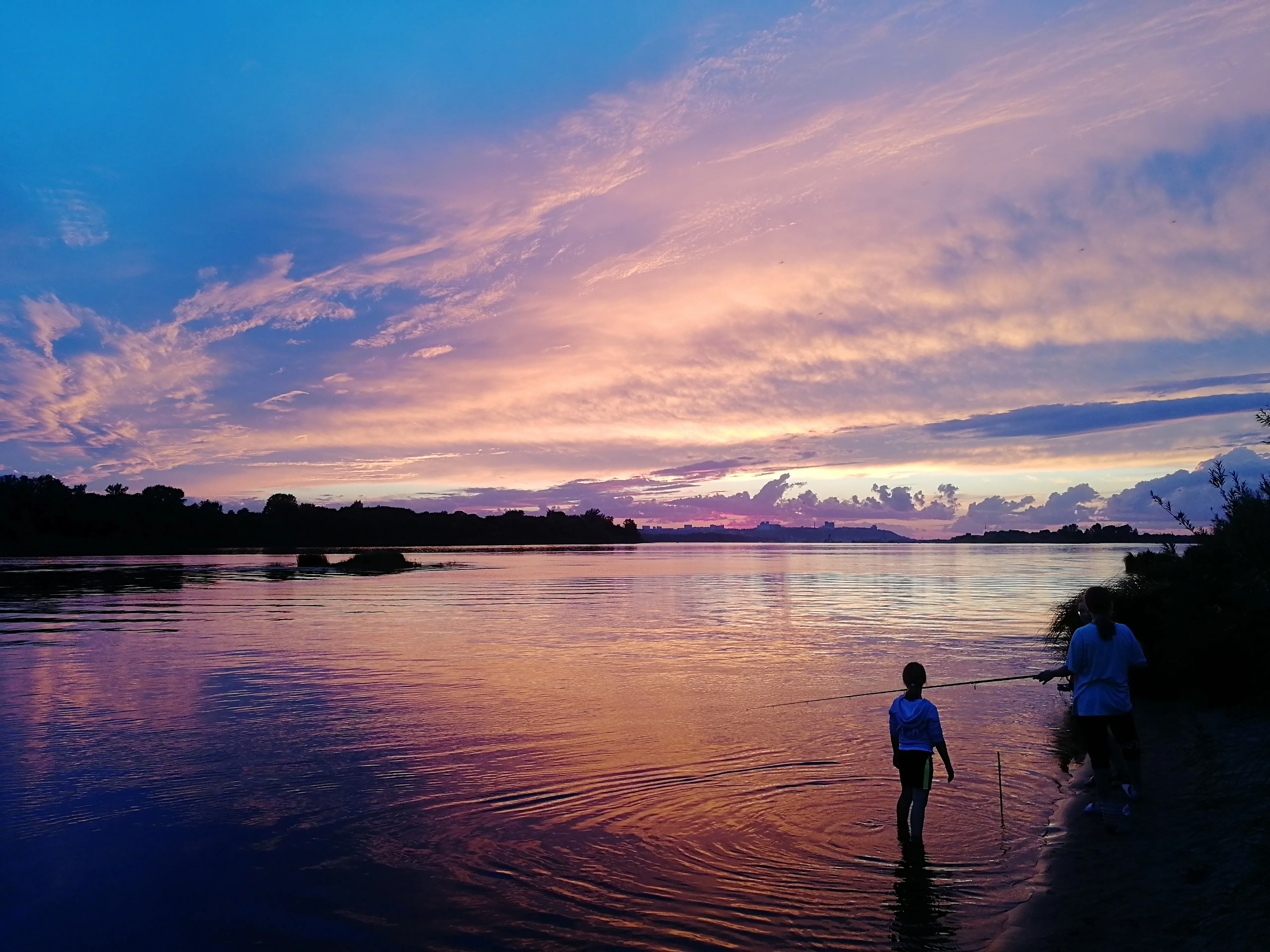 Закат на Волге