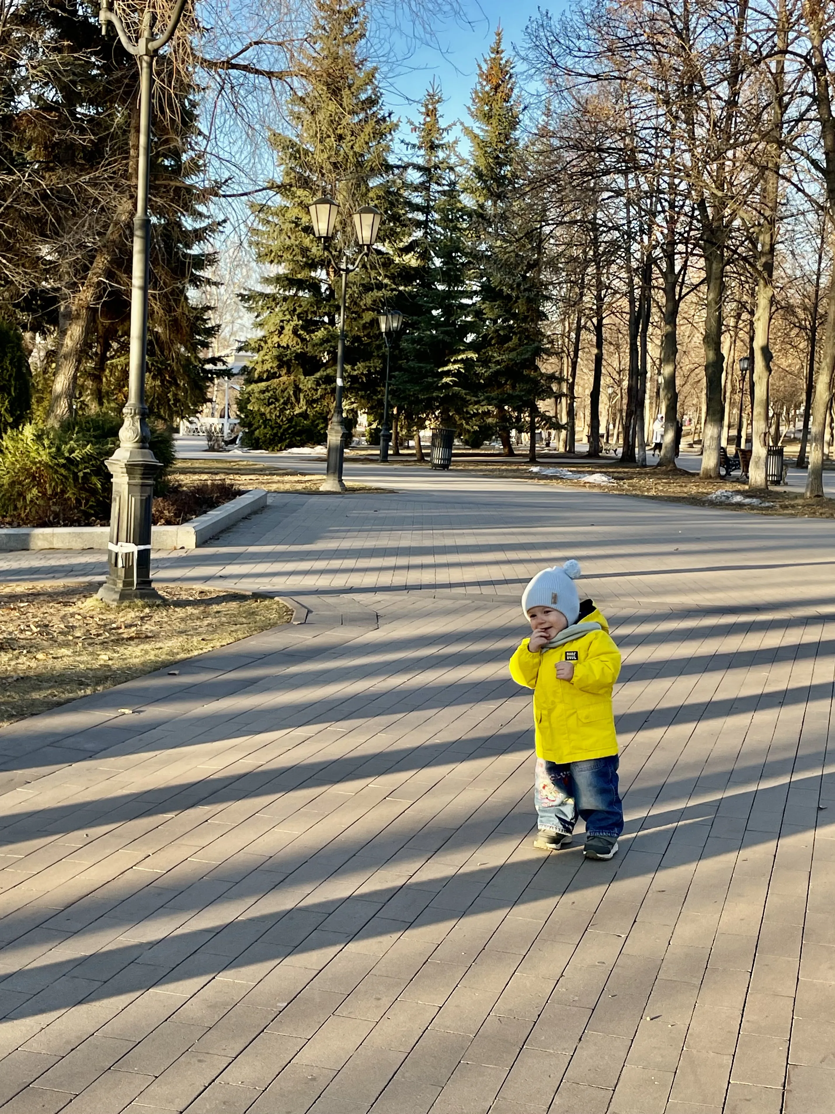 Здесь сейчас в последний раз