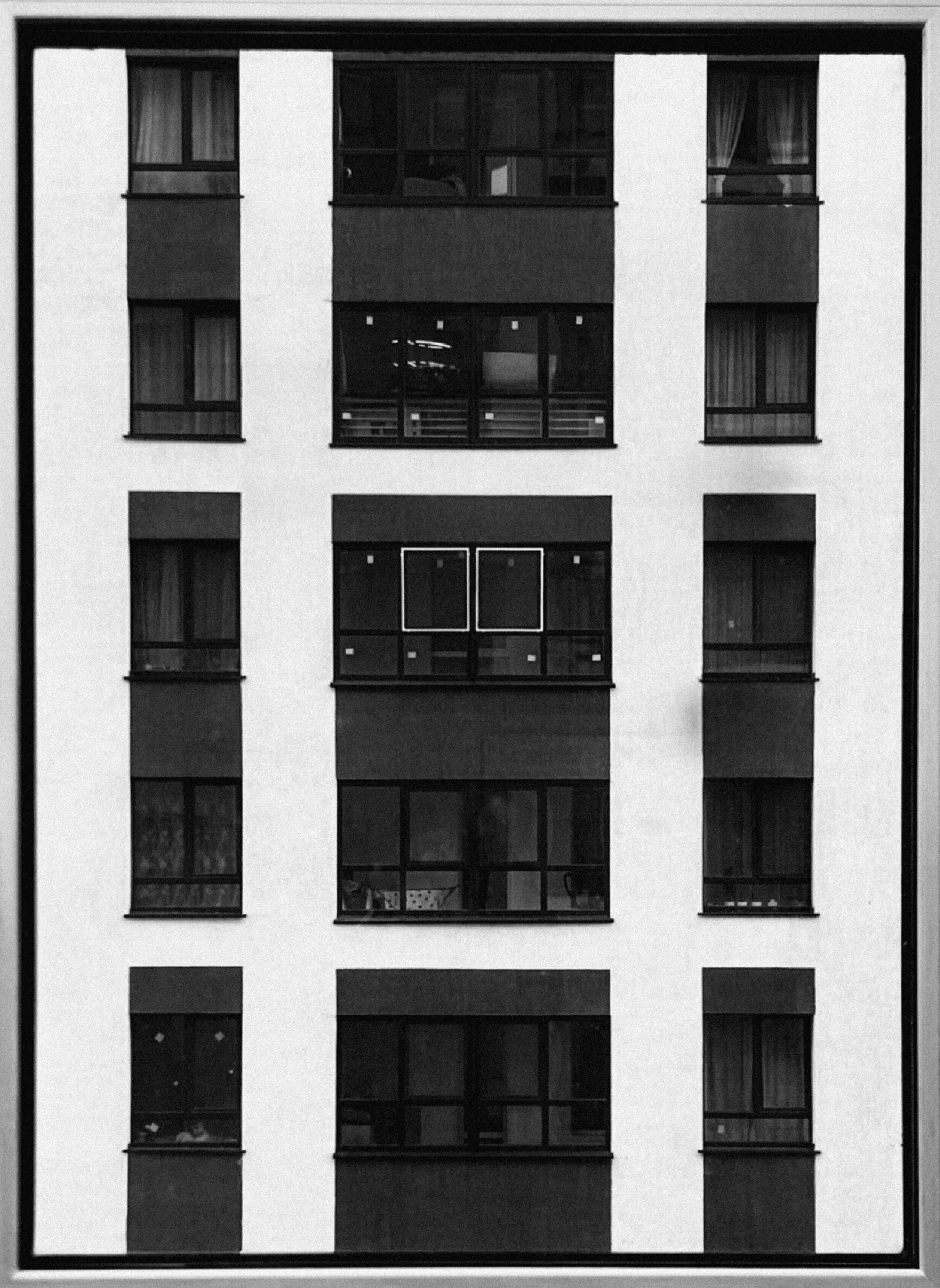 Жизнь между линиями