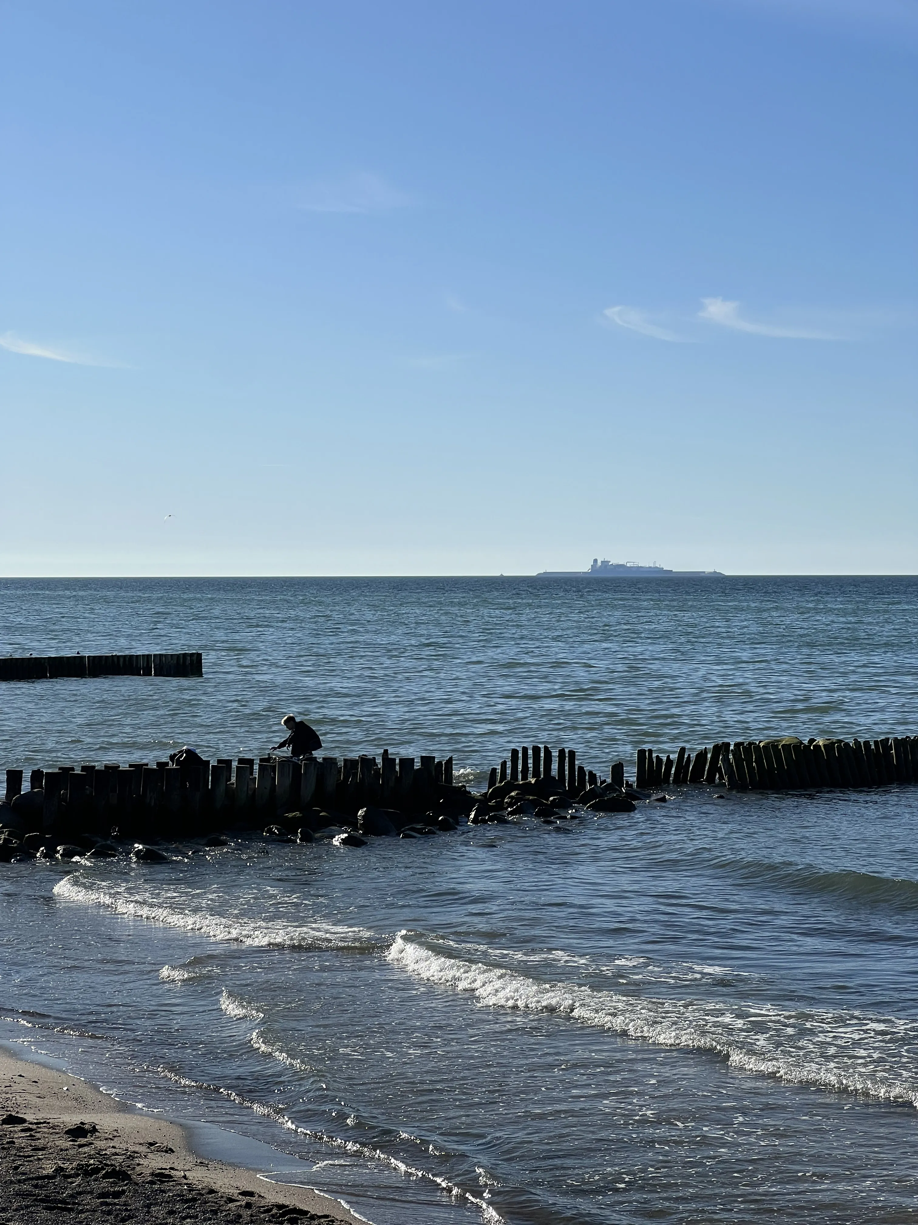 Не покидая свою планету