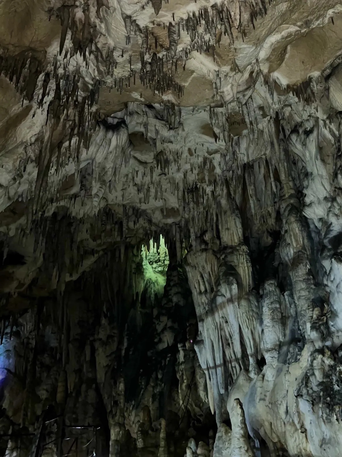 Адыгея. Смотритель пещеры