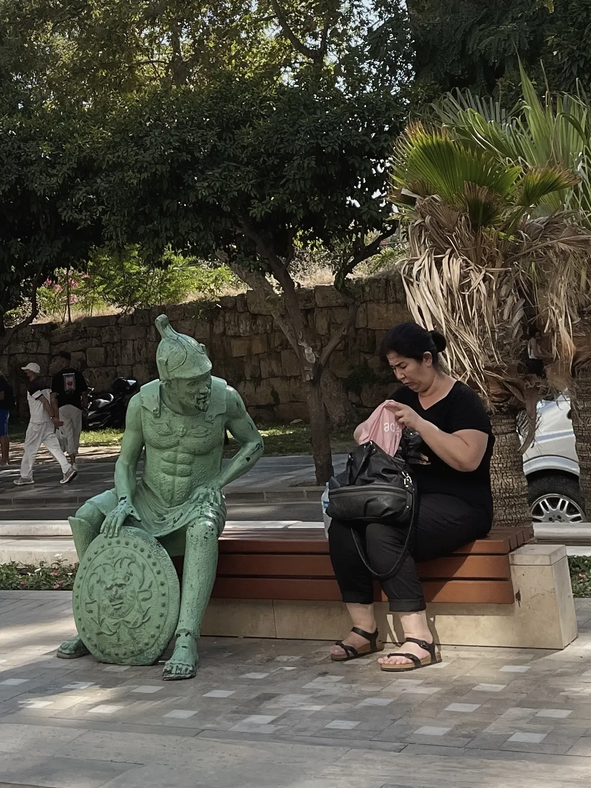 Женщина в черном 1