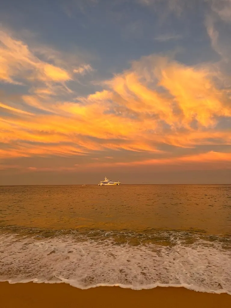 Золотой час