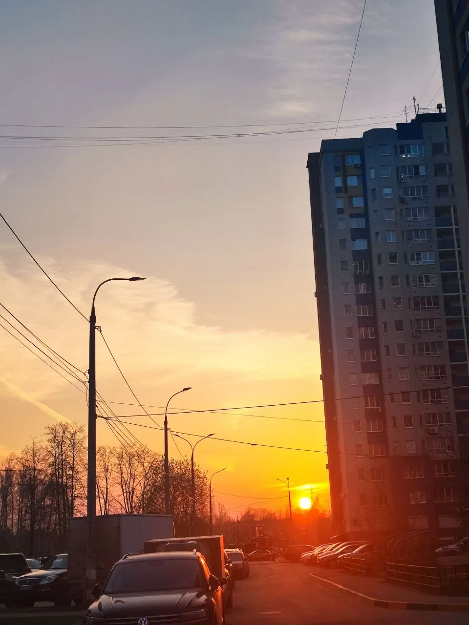 "Яркий закат"