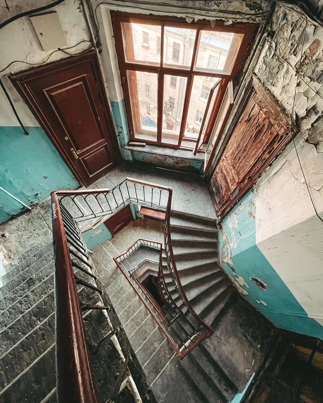 Парадная в центре Петербурга