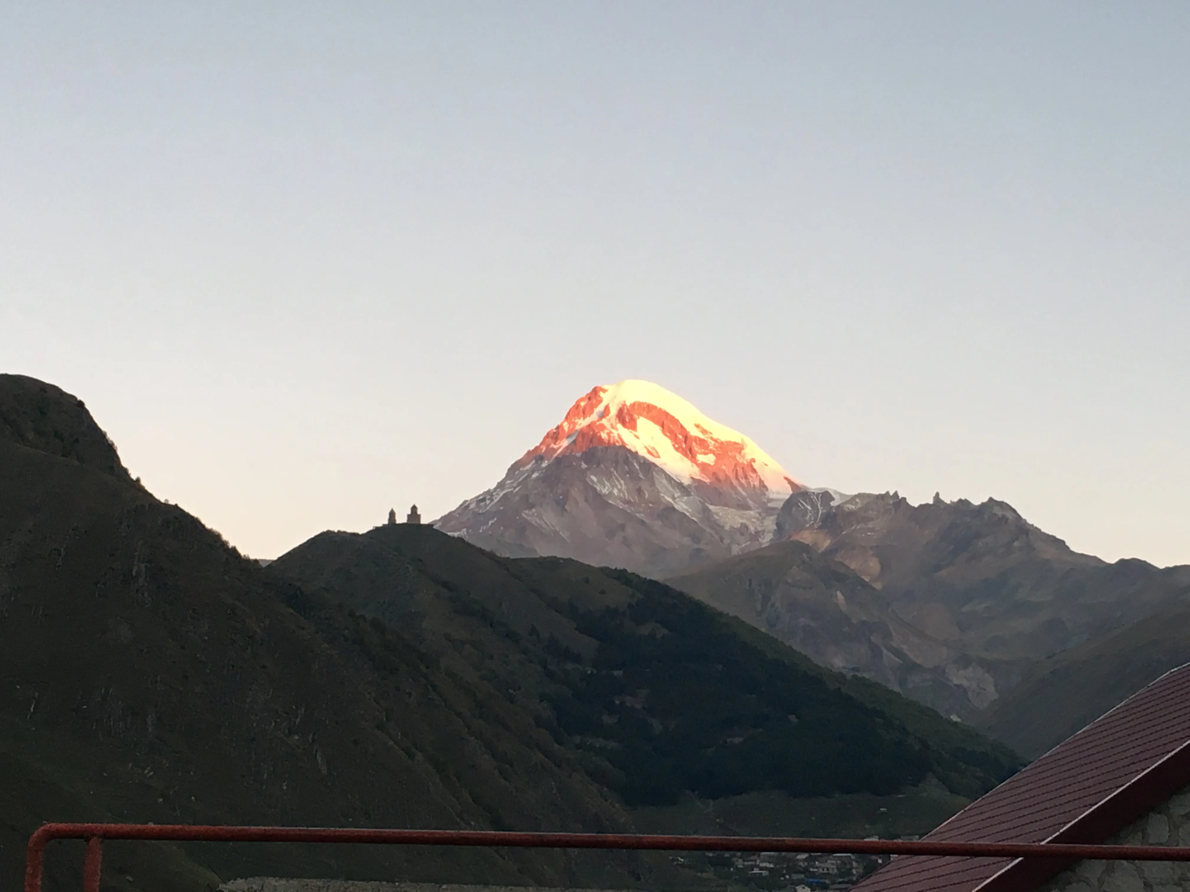 Казбеги, рассвет