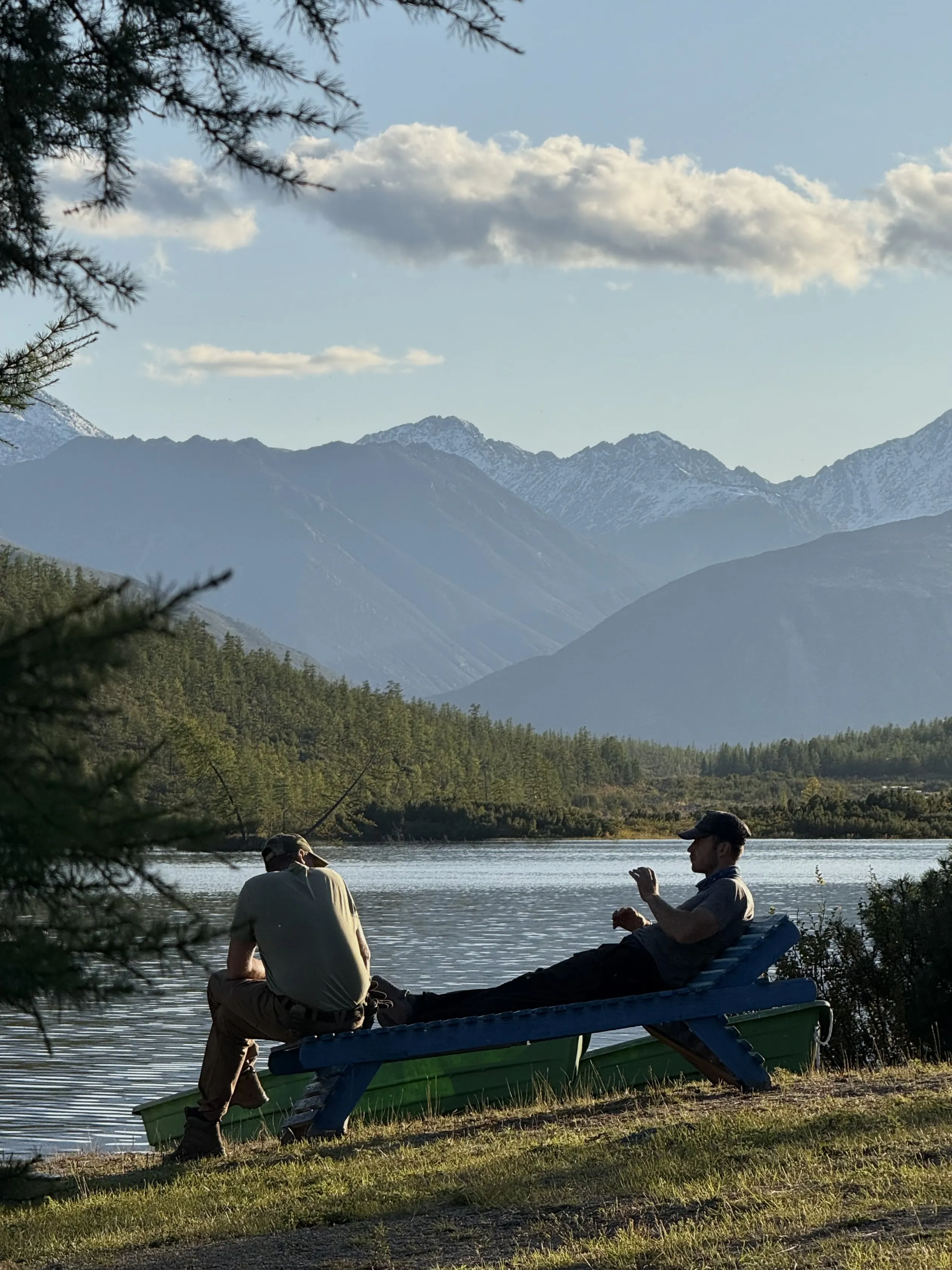 Беседа у озера