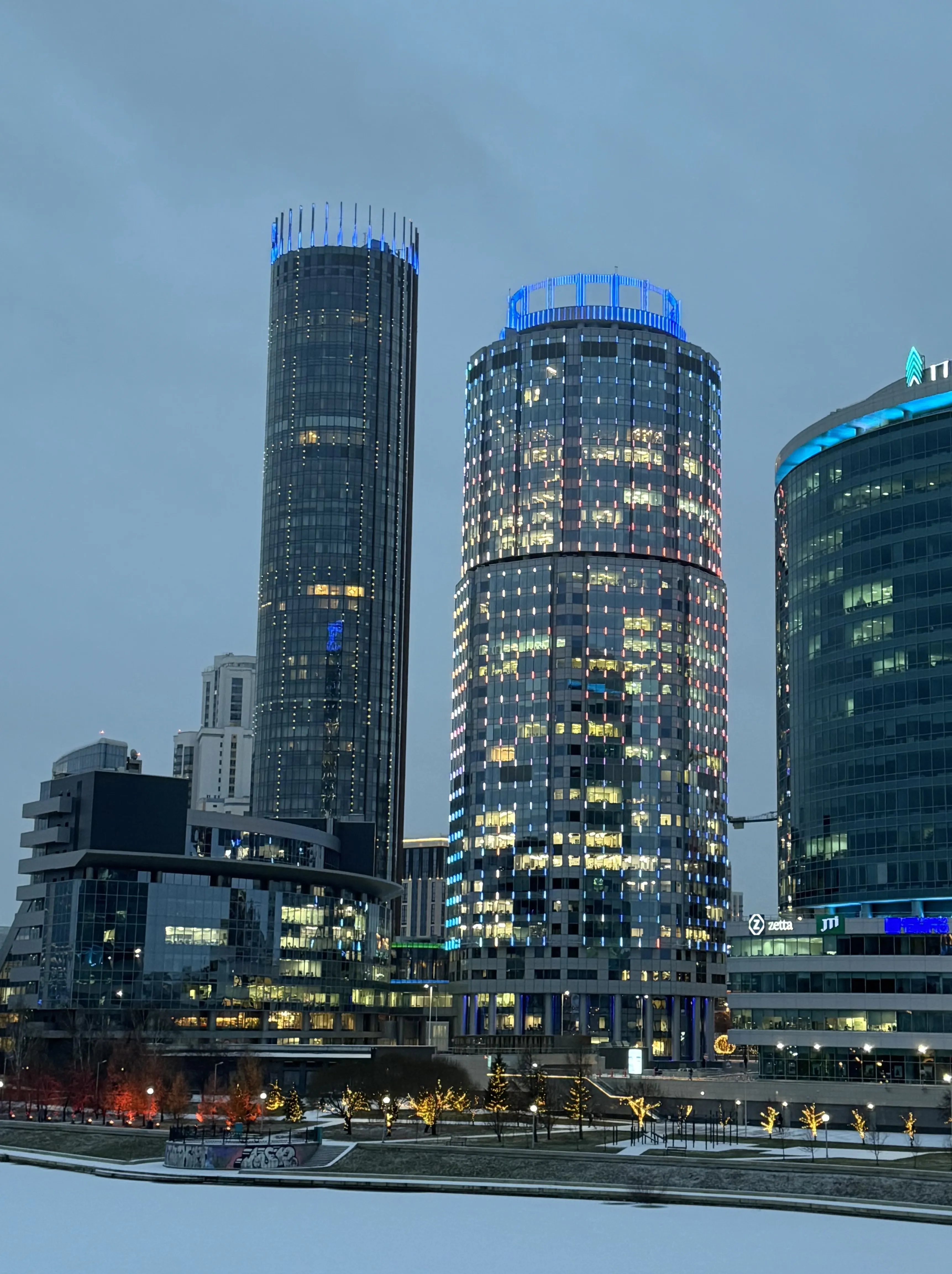 Свет мегаполиса: Моменты, которые живут.