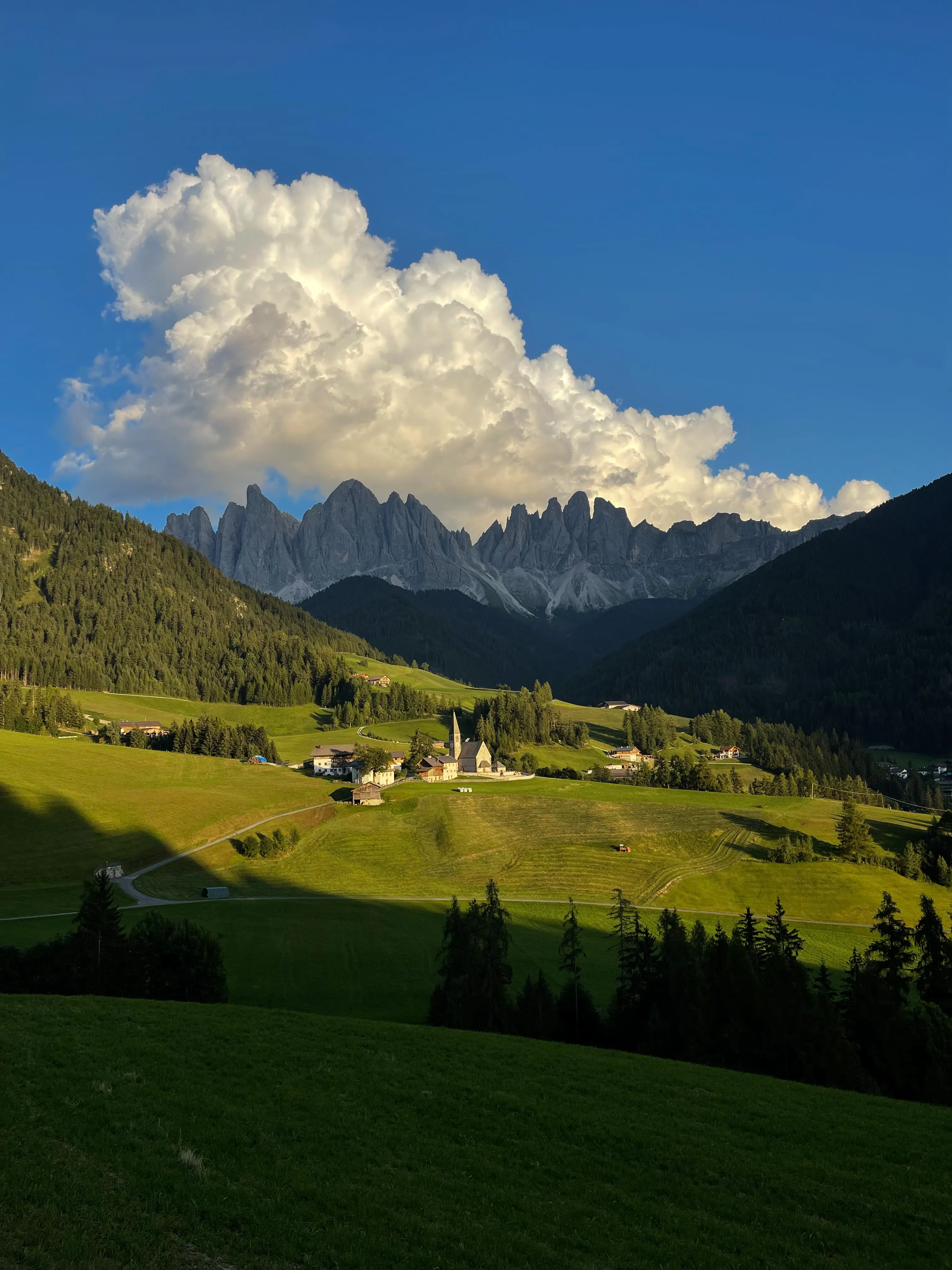 Под этим облаком никто не спешит