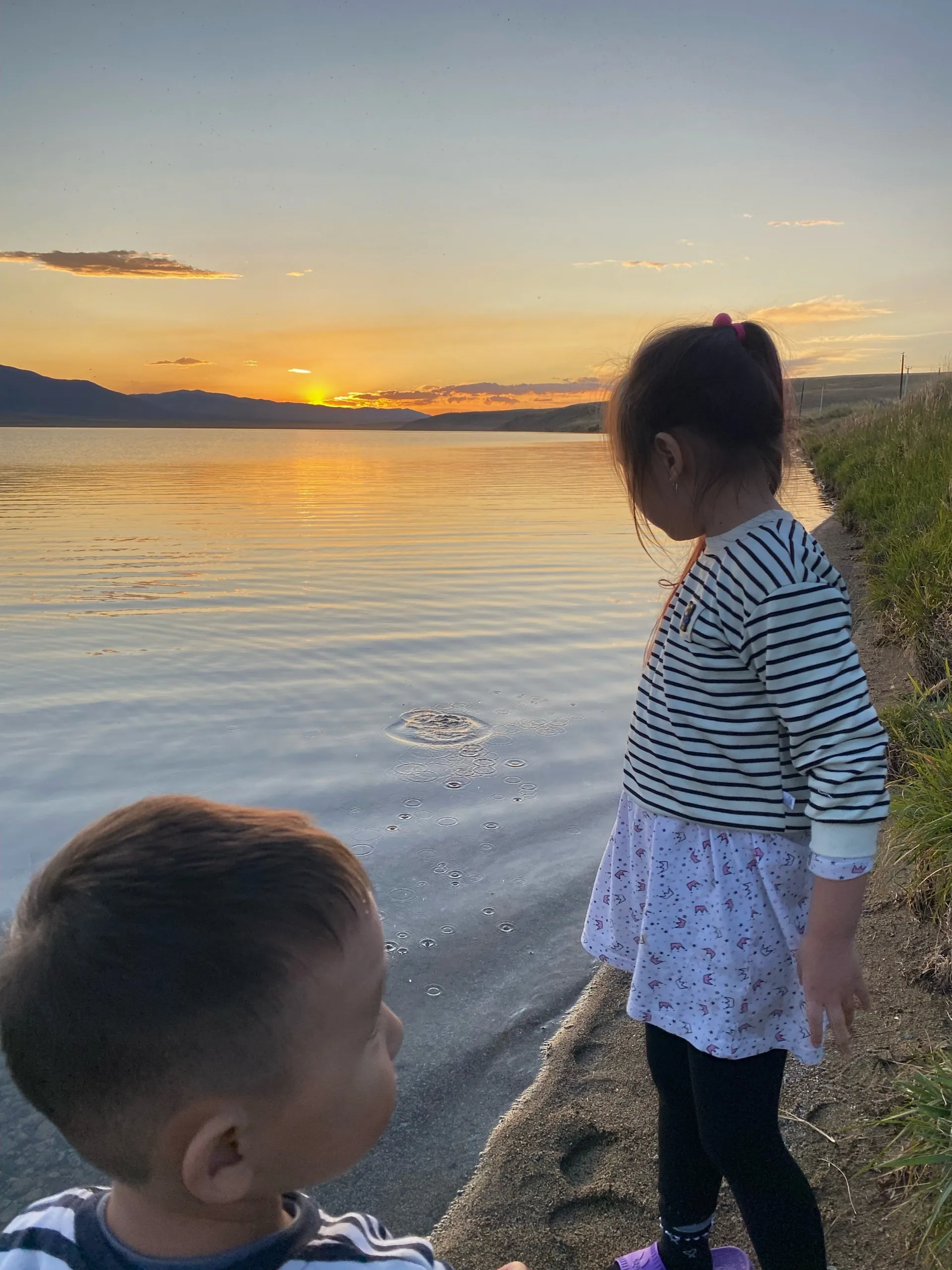 На прогулке с племянниками