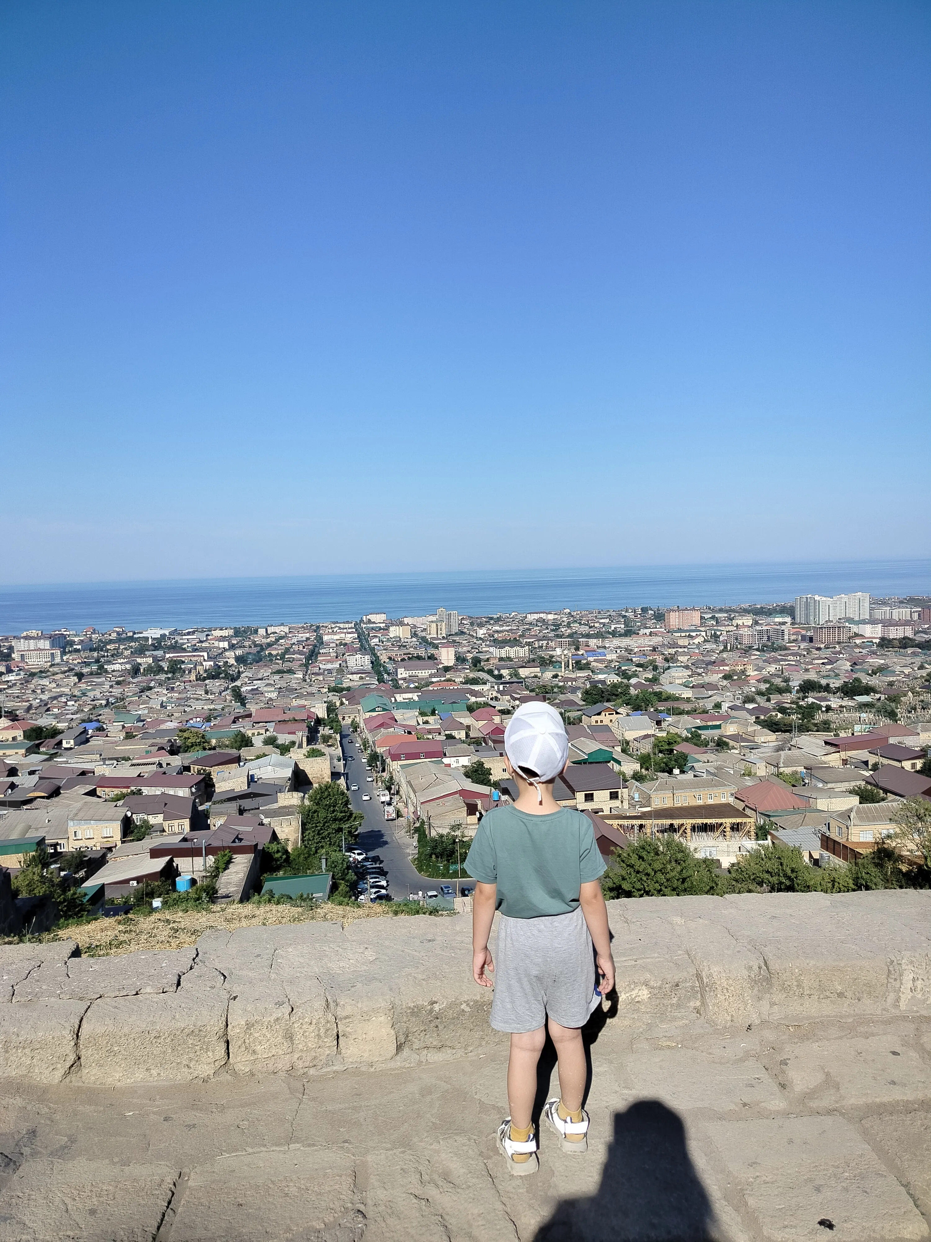 Необъятный мир