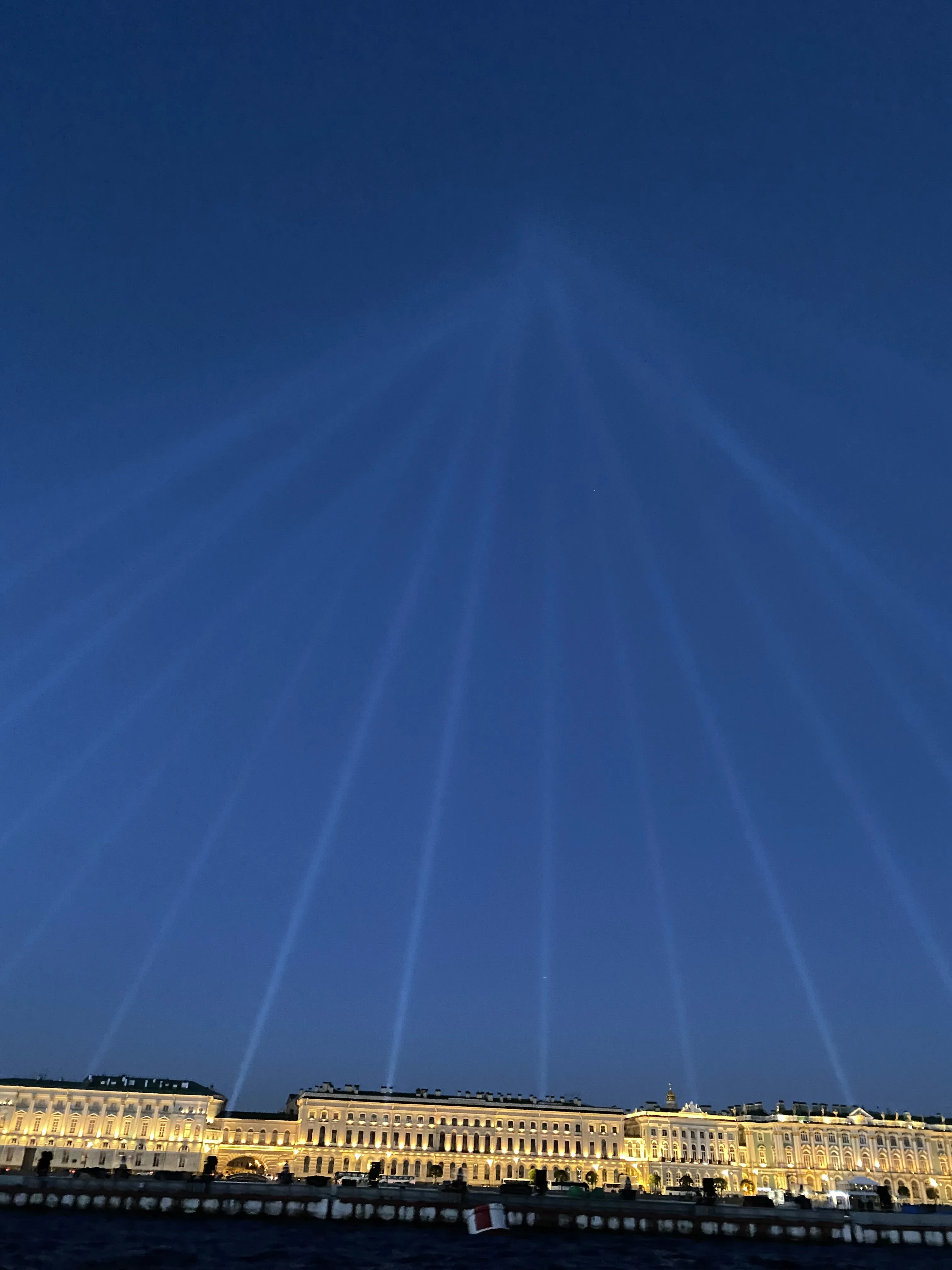 Петроградские лучи добра