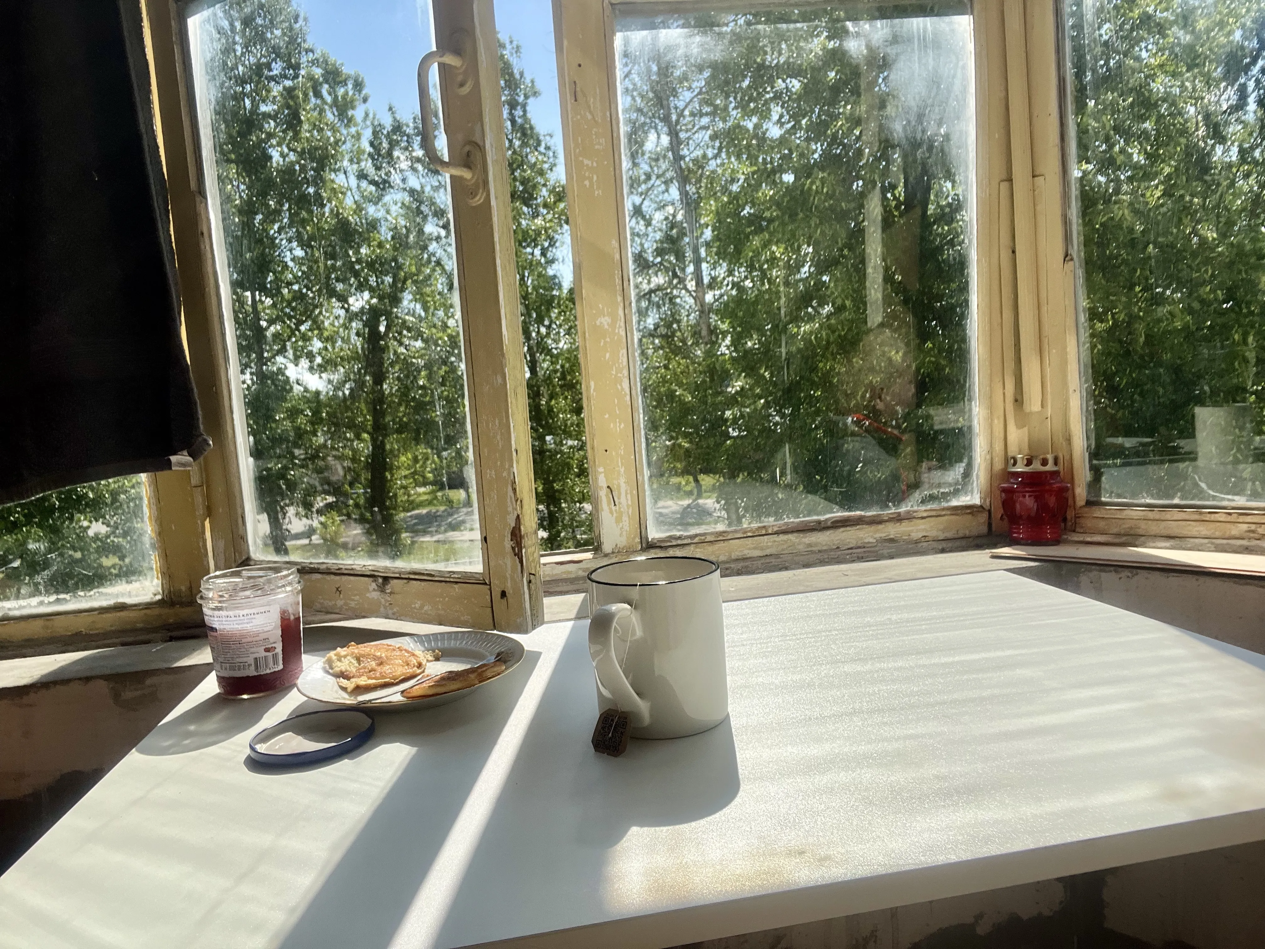 Натюрморт с оладьями