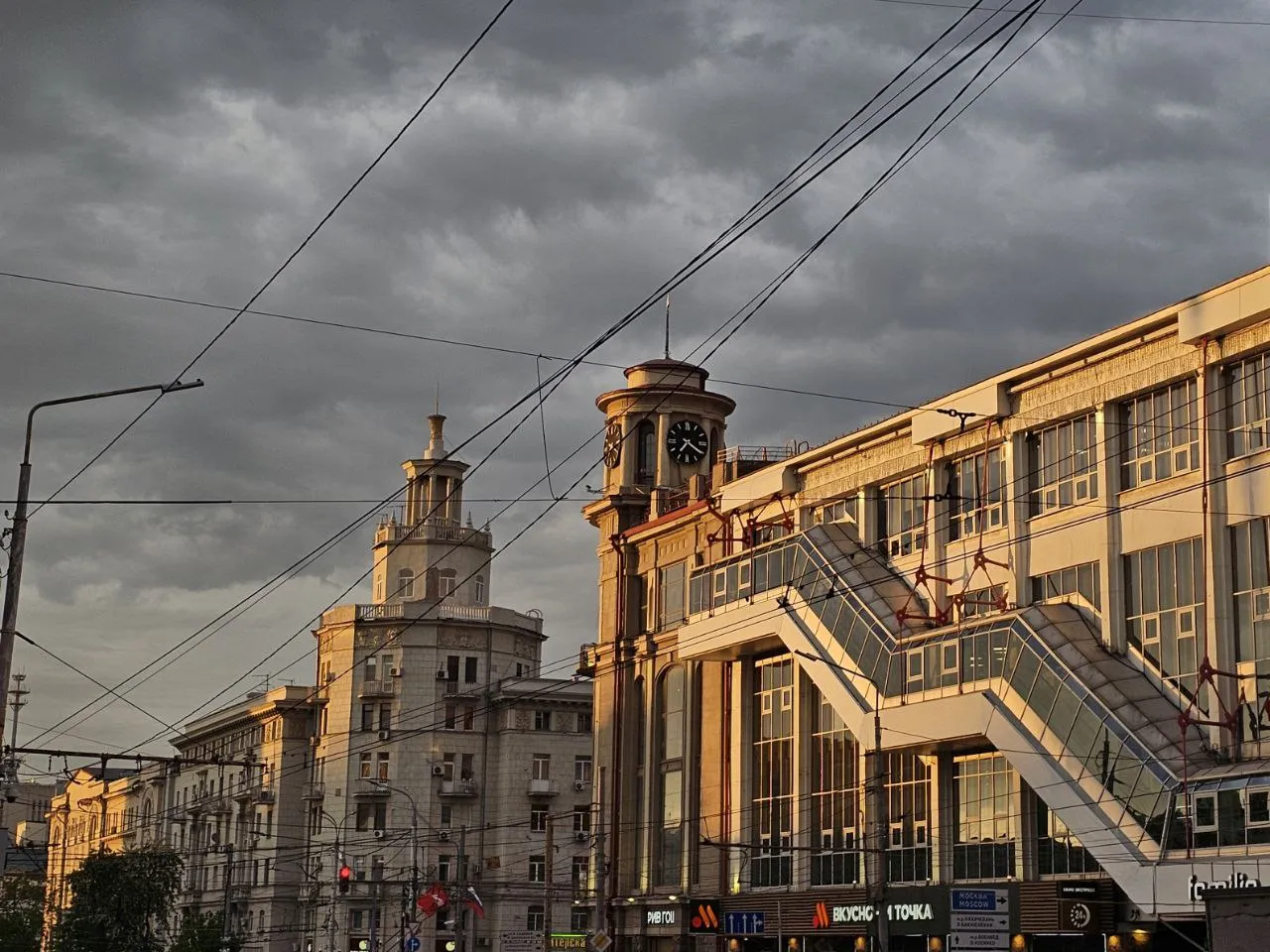 Закат сквозь тучи