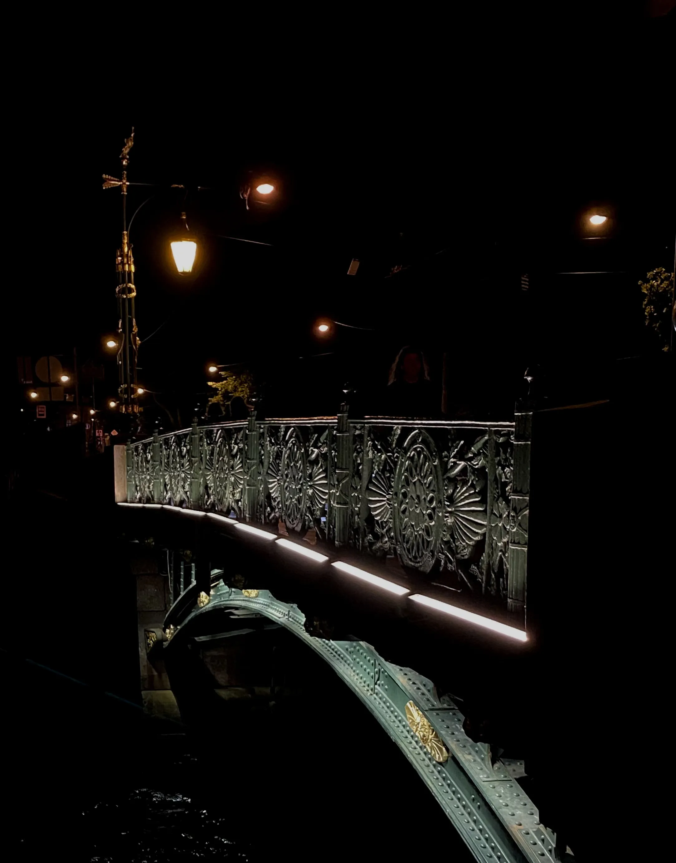 «Умиротворенная торжественность».