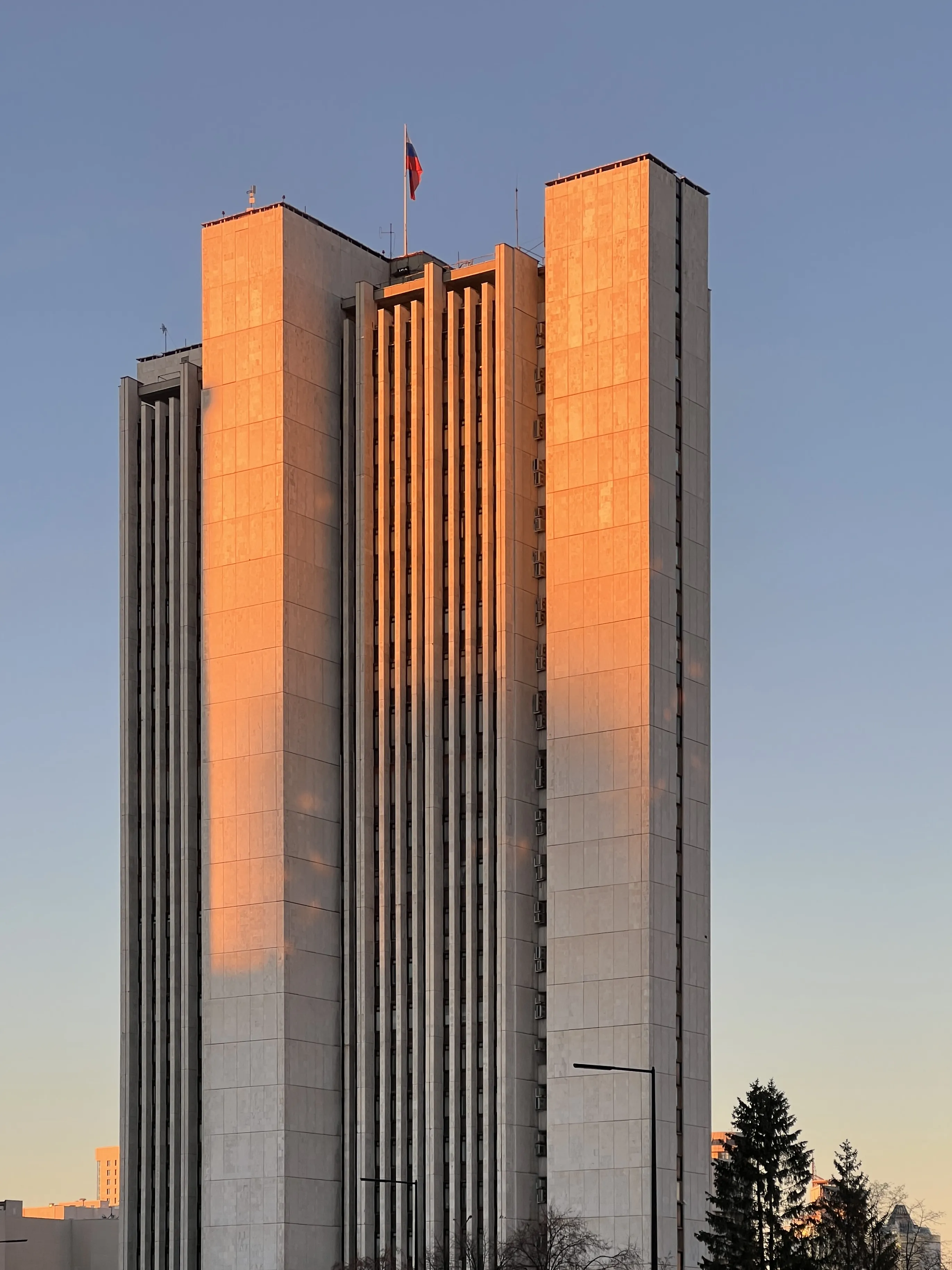 Золотой час