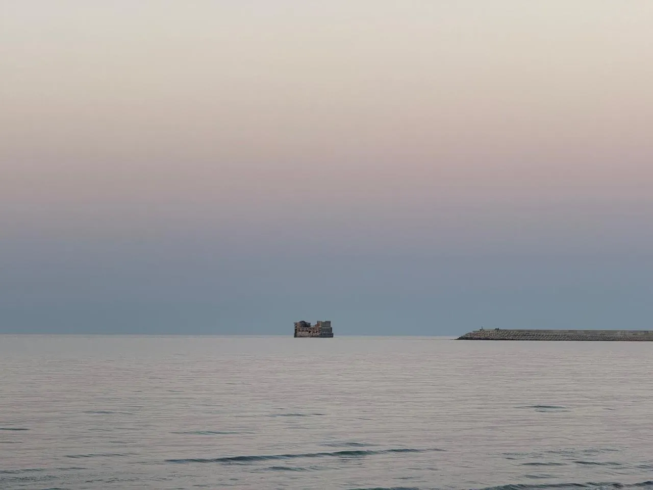 Море победило