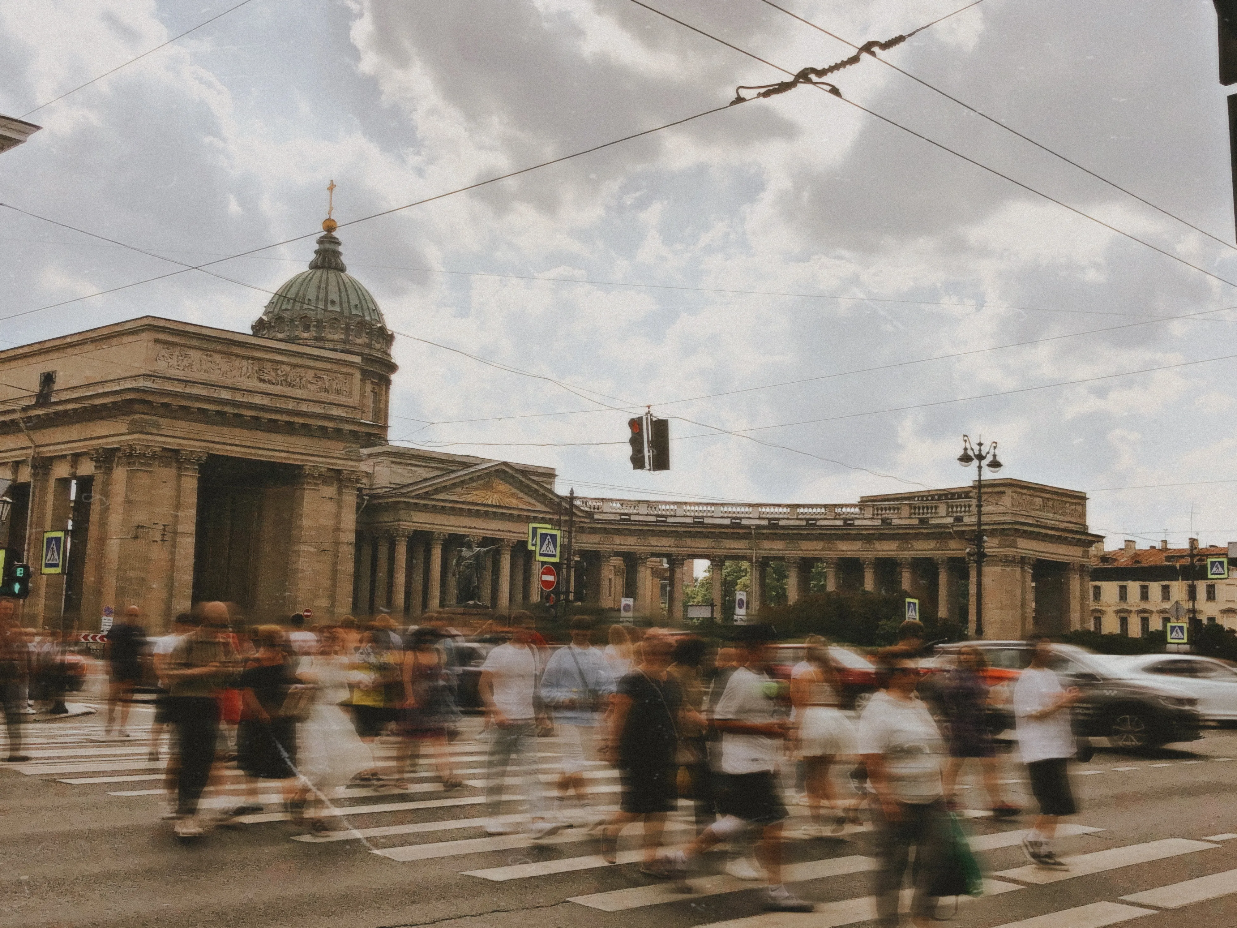 Мгновение на переходе