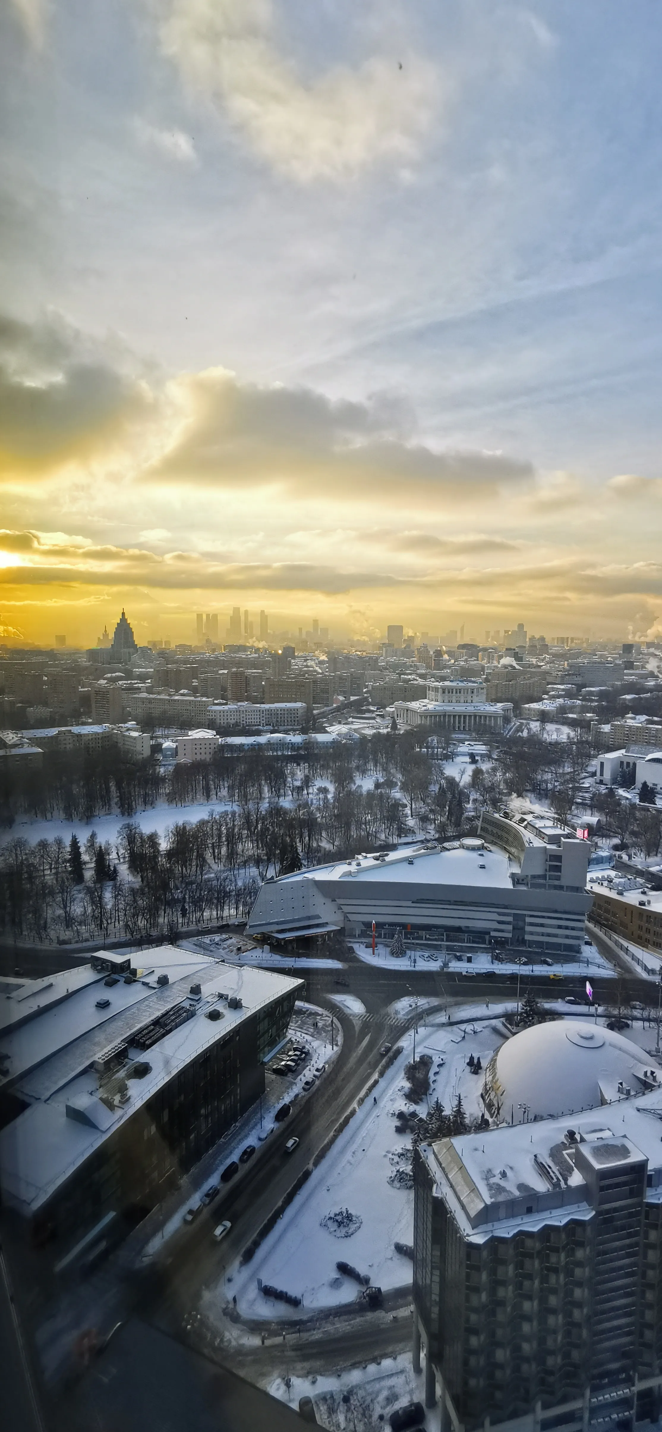 Пролетая над Москвой