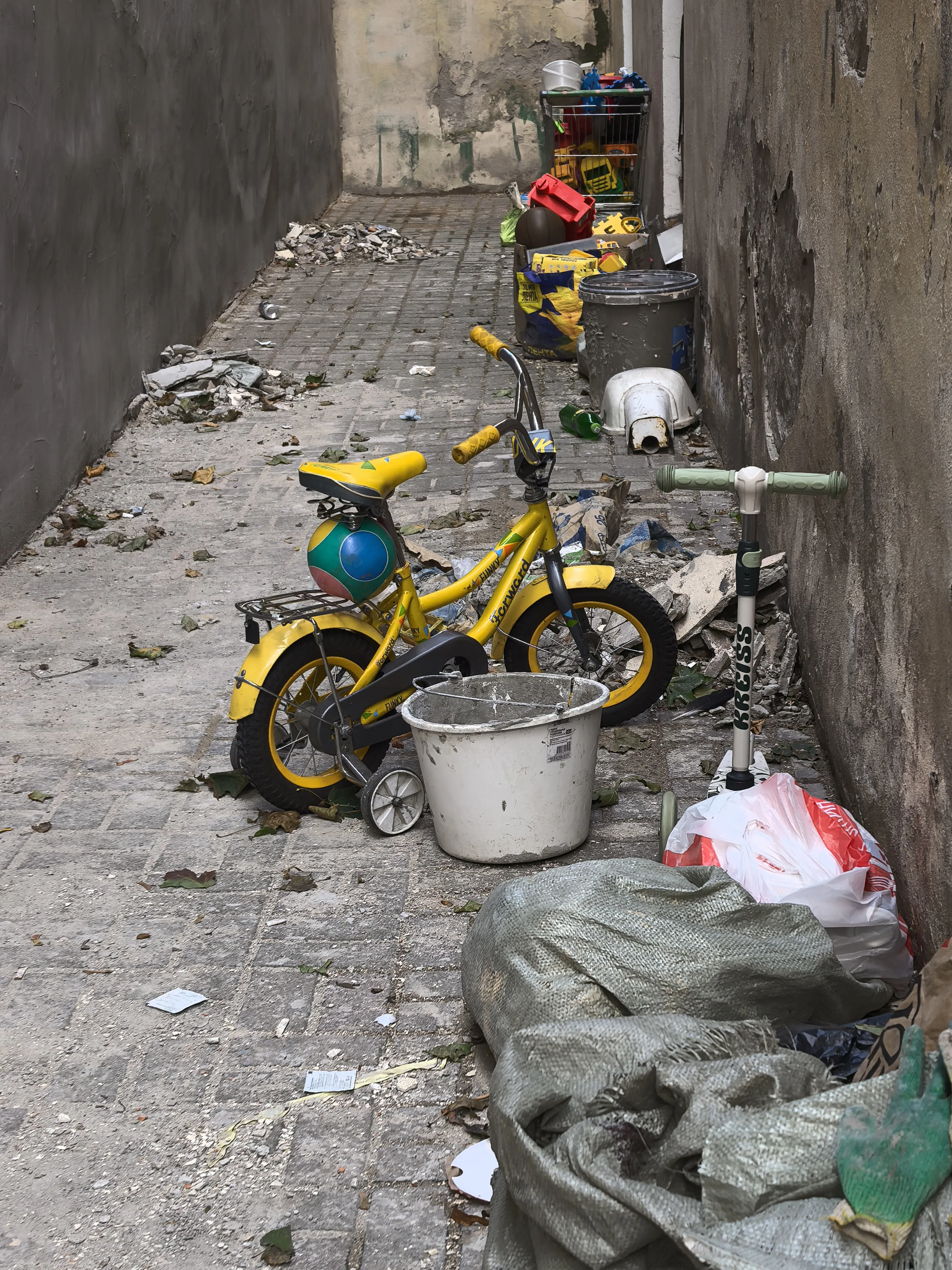 Брошенное детство