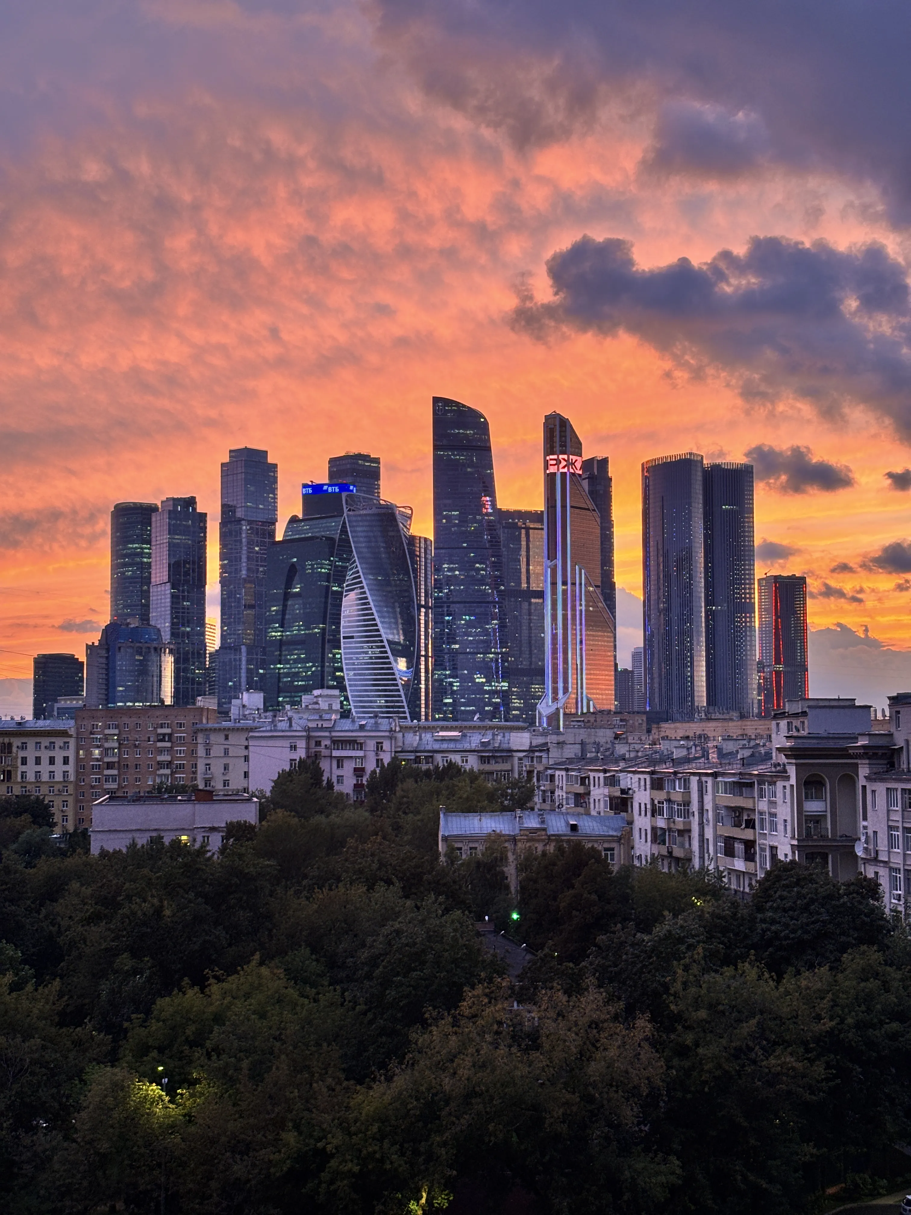 Вечерняя Москва