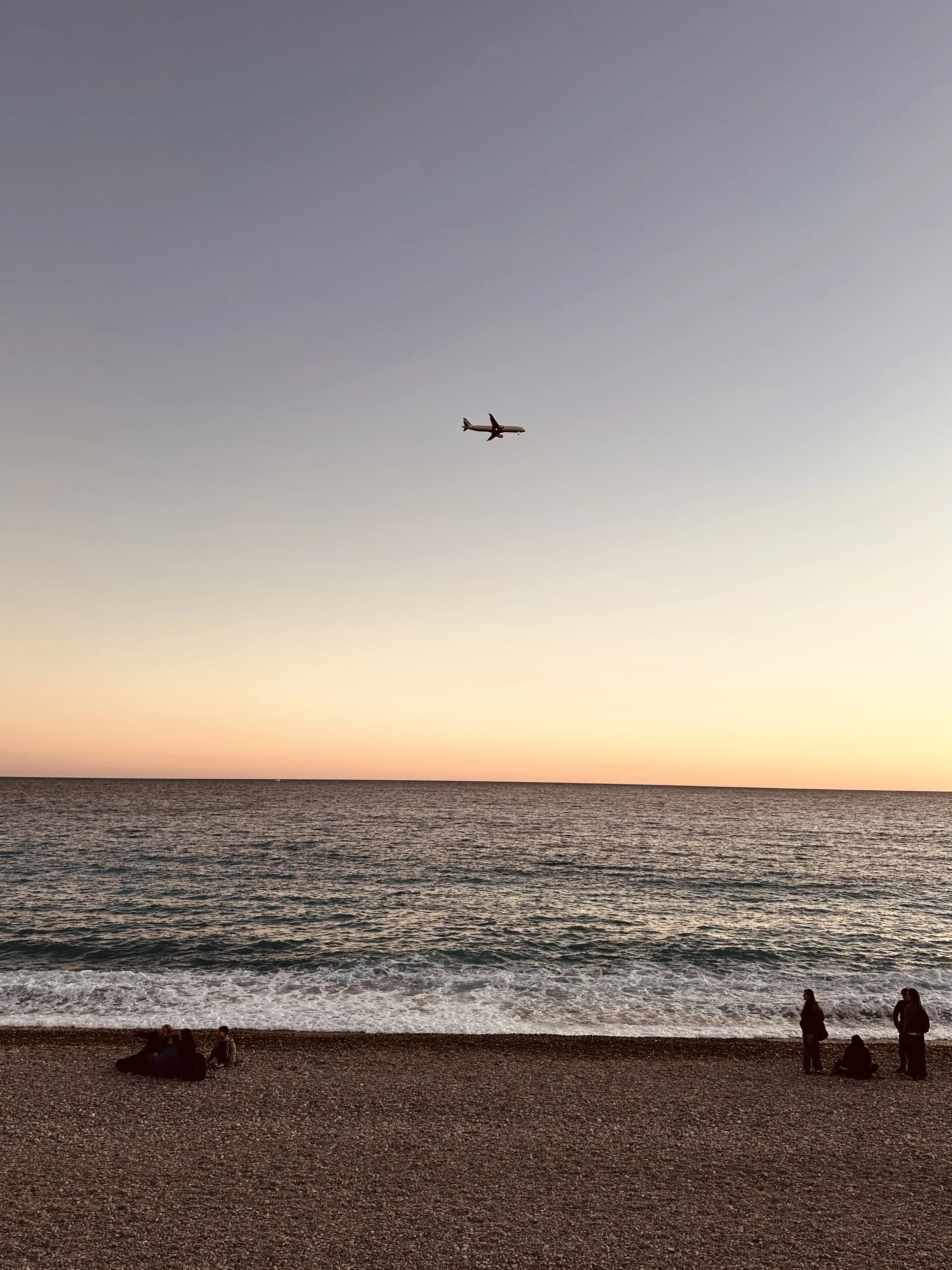 Небо знает и не знает