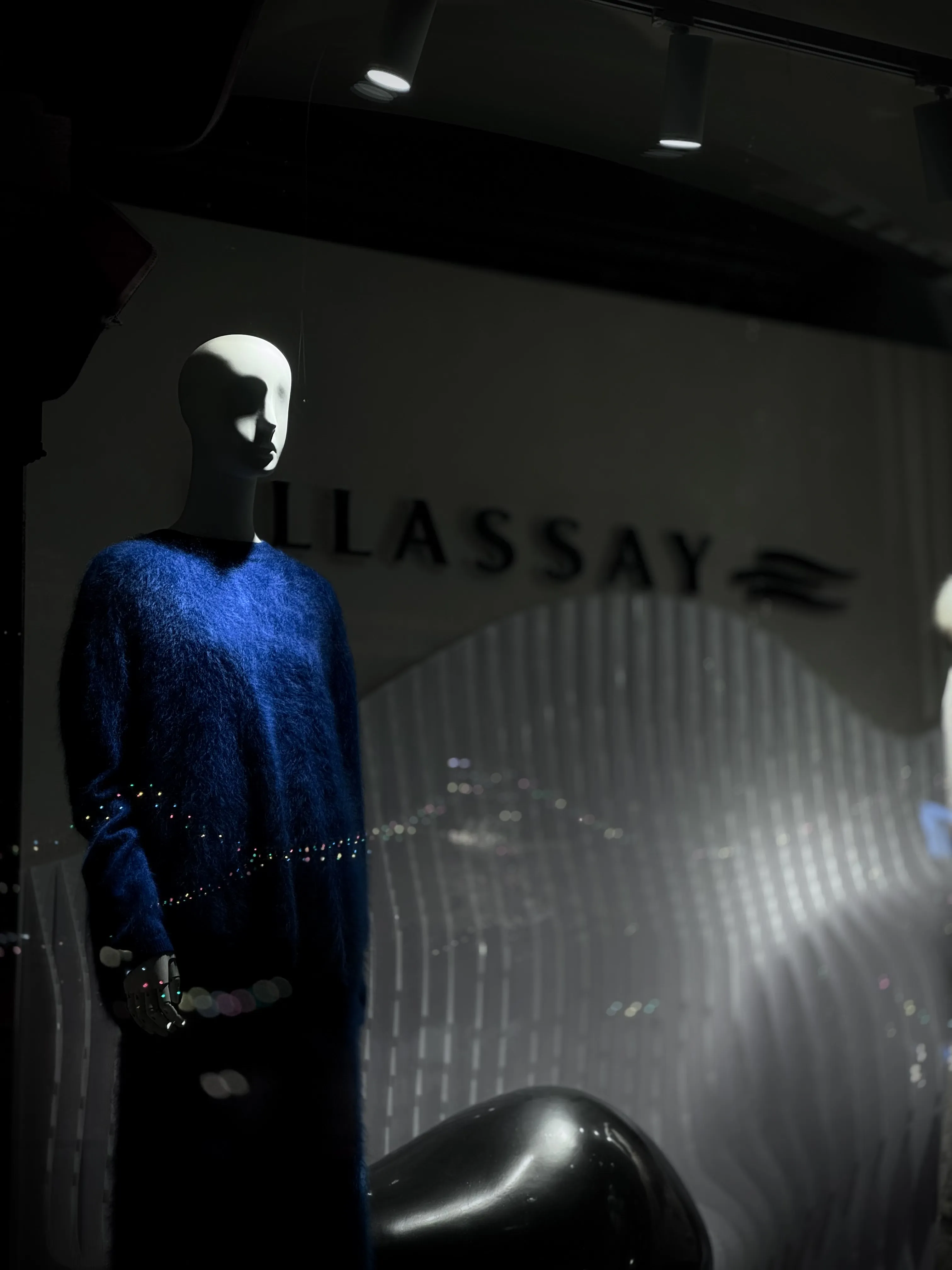 Манекен из ГУМа