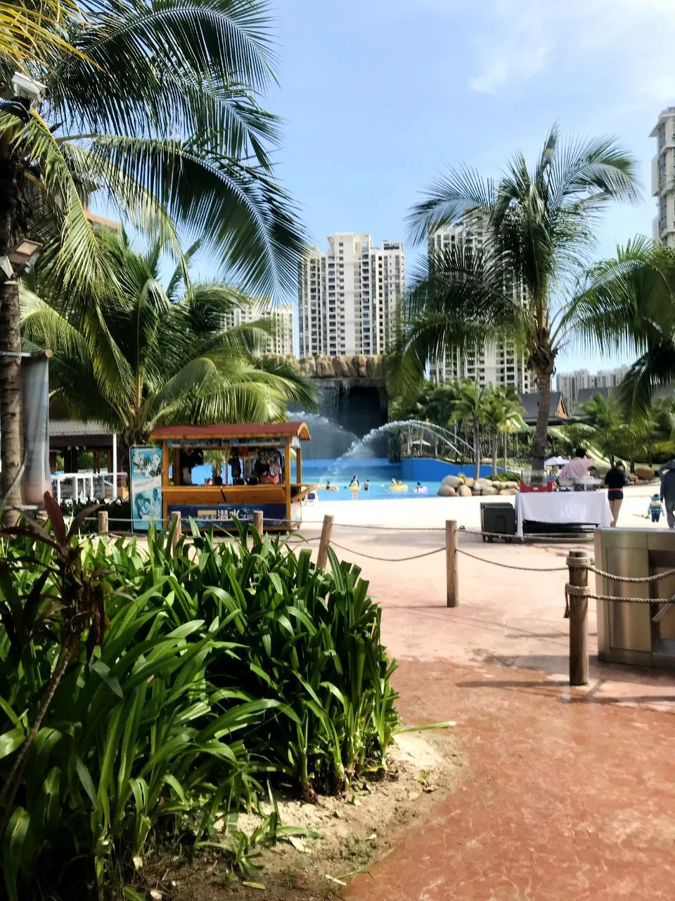 «Райский уголок»