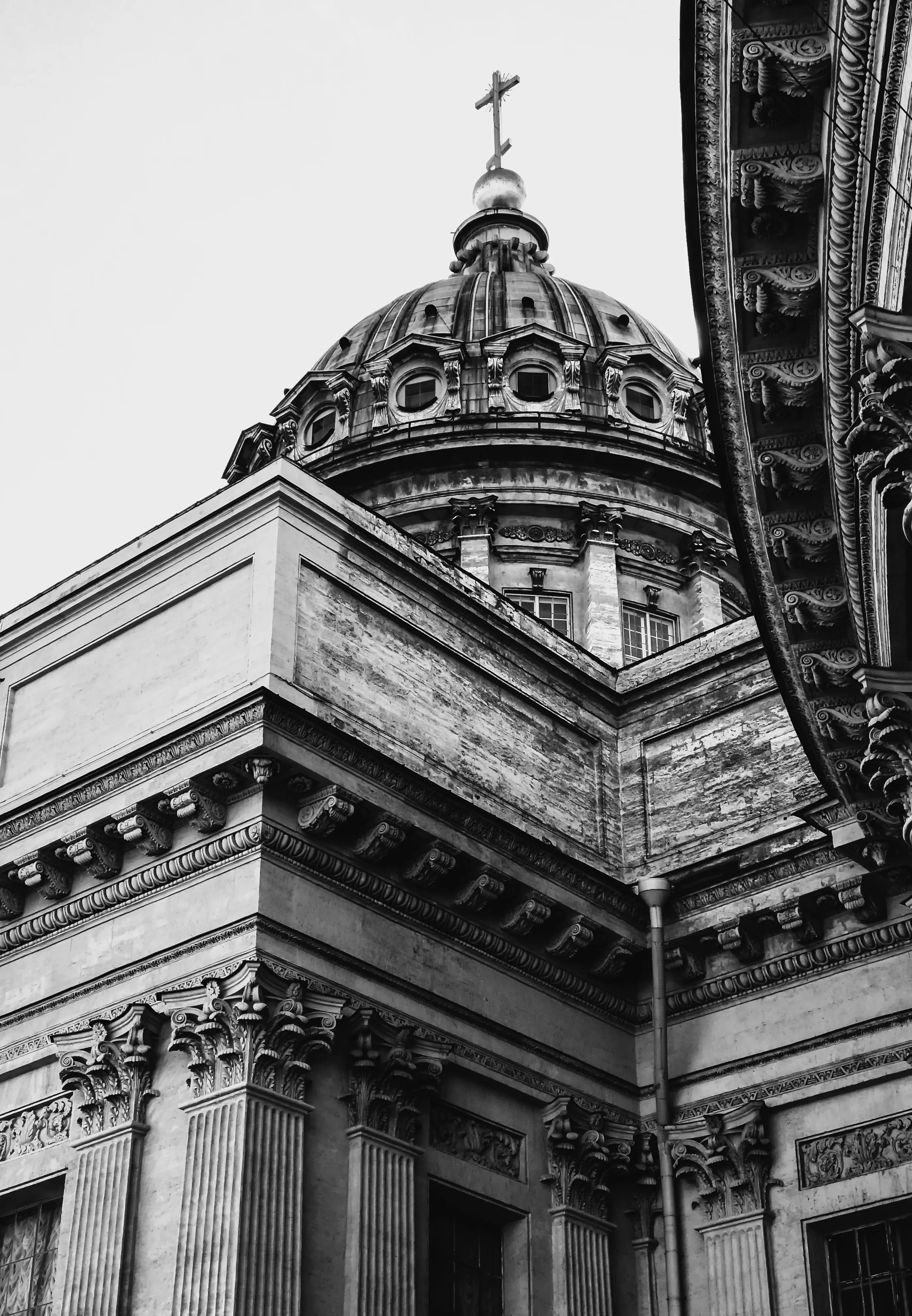 Монументальная мощь