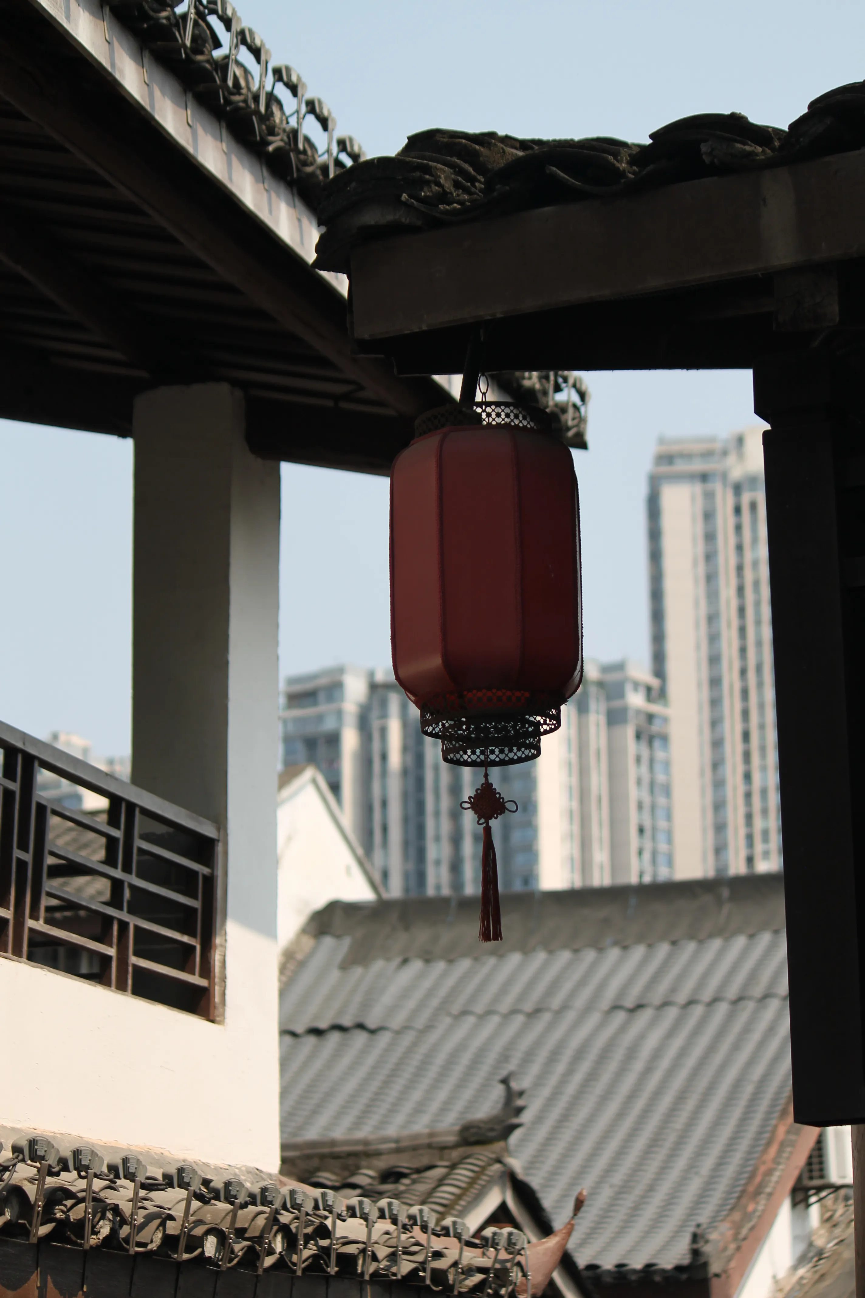 Современность или традиции