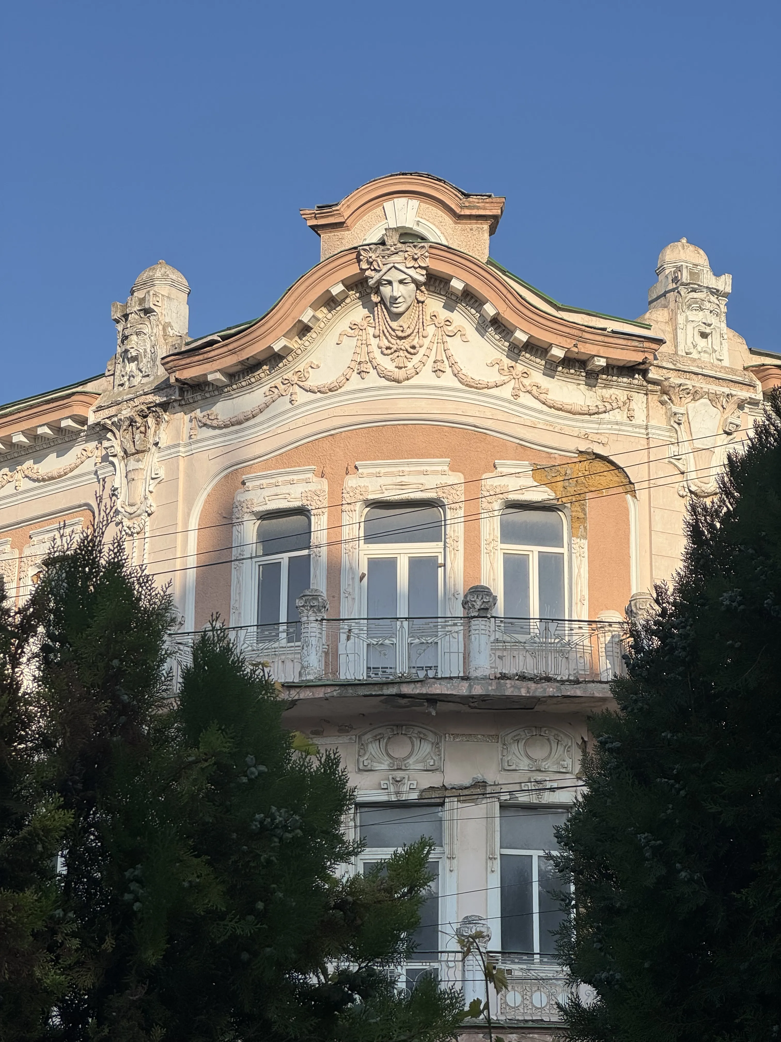 Искусство на фасаде