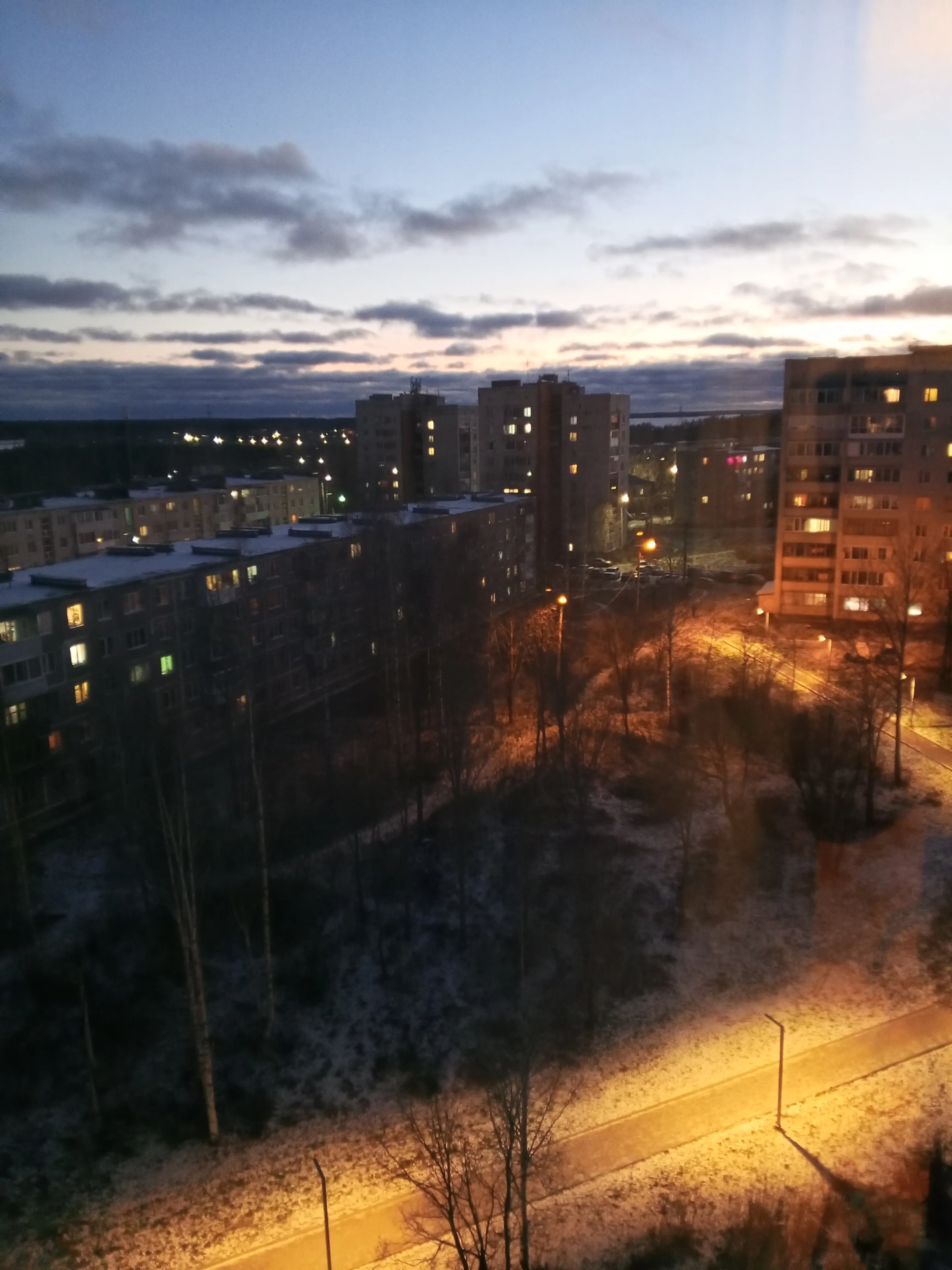 Сквозь стекло