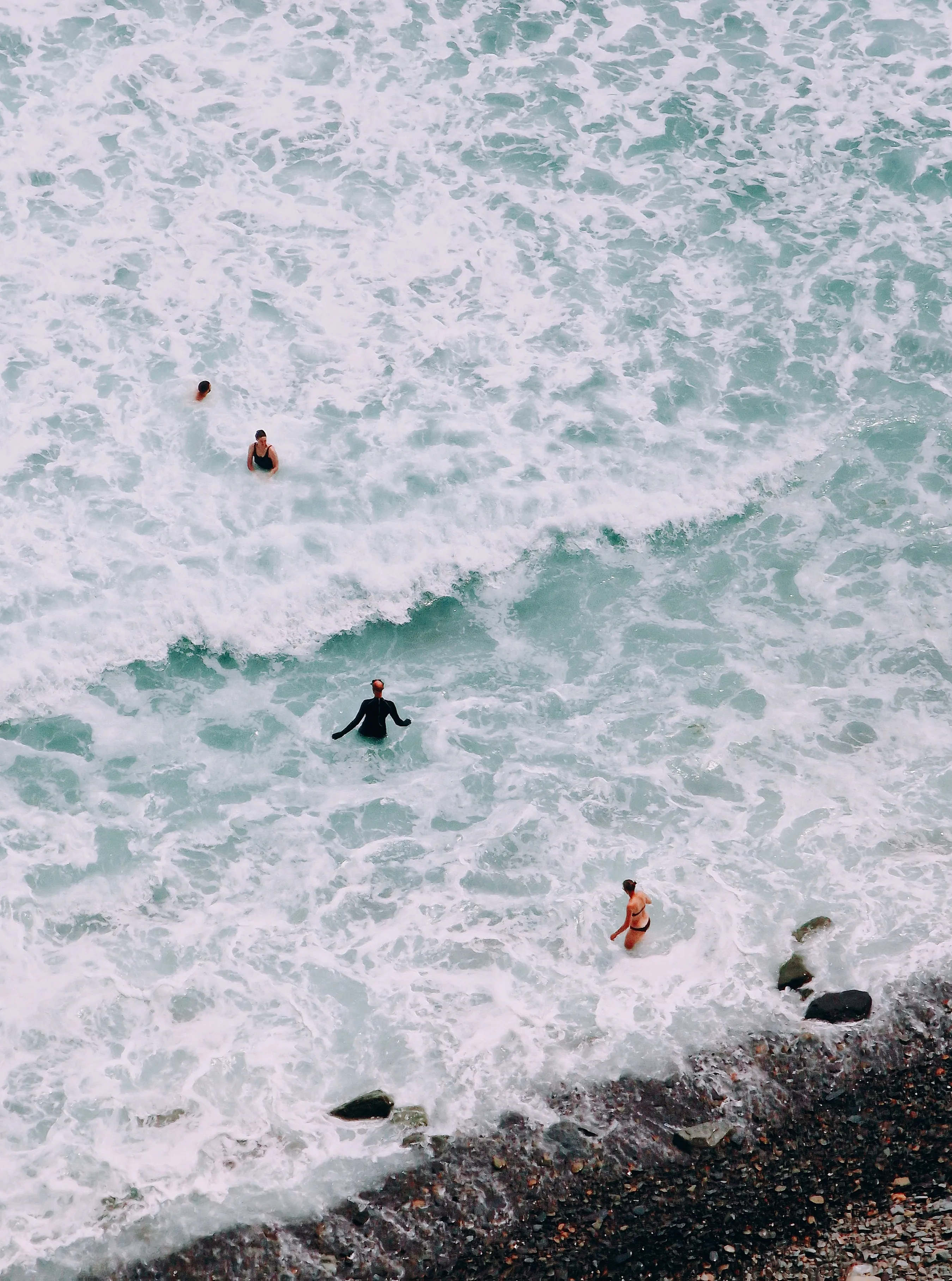 В объятиях волн
