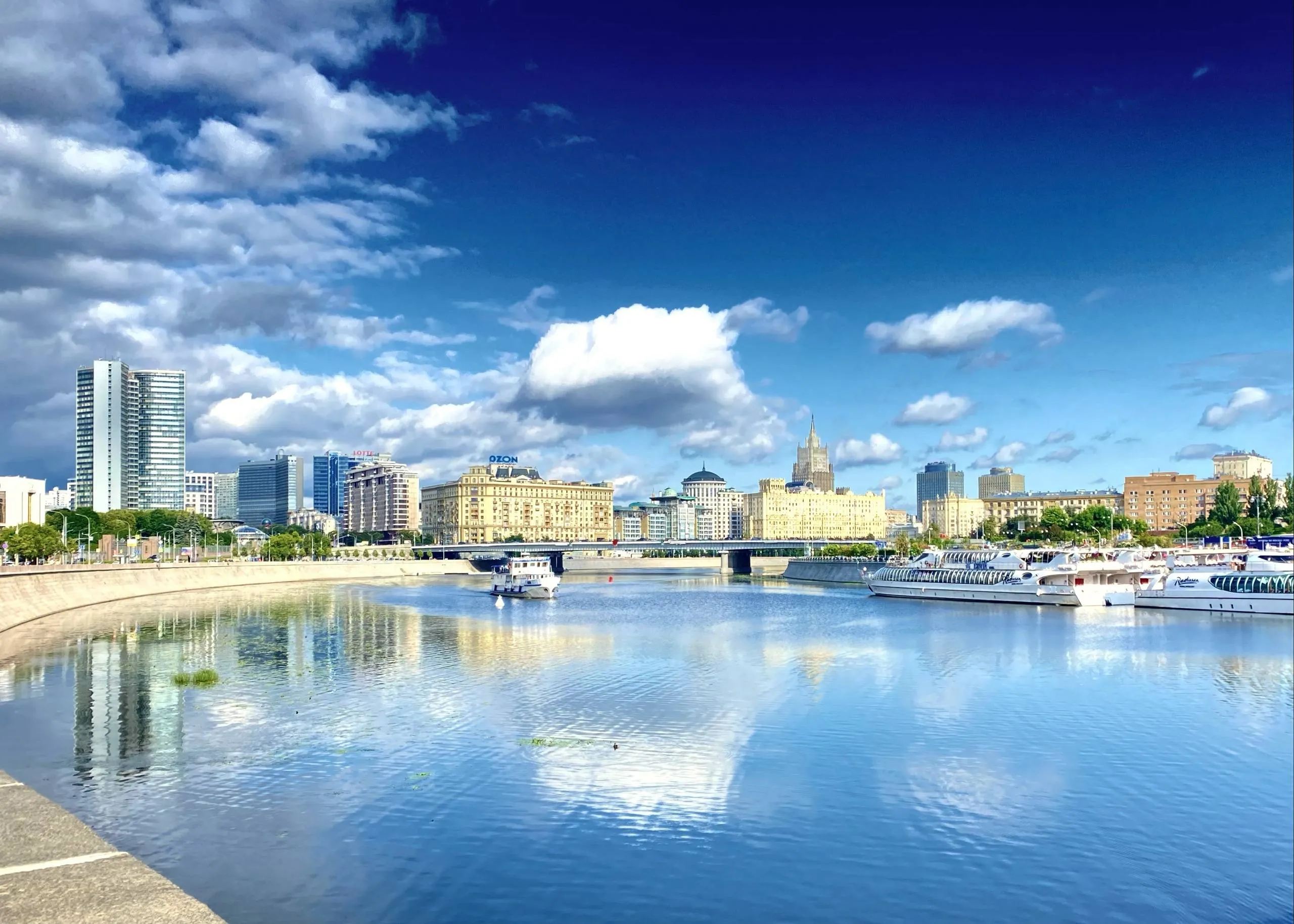 «первый день в Москве»