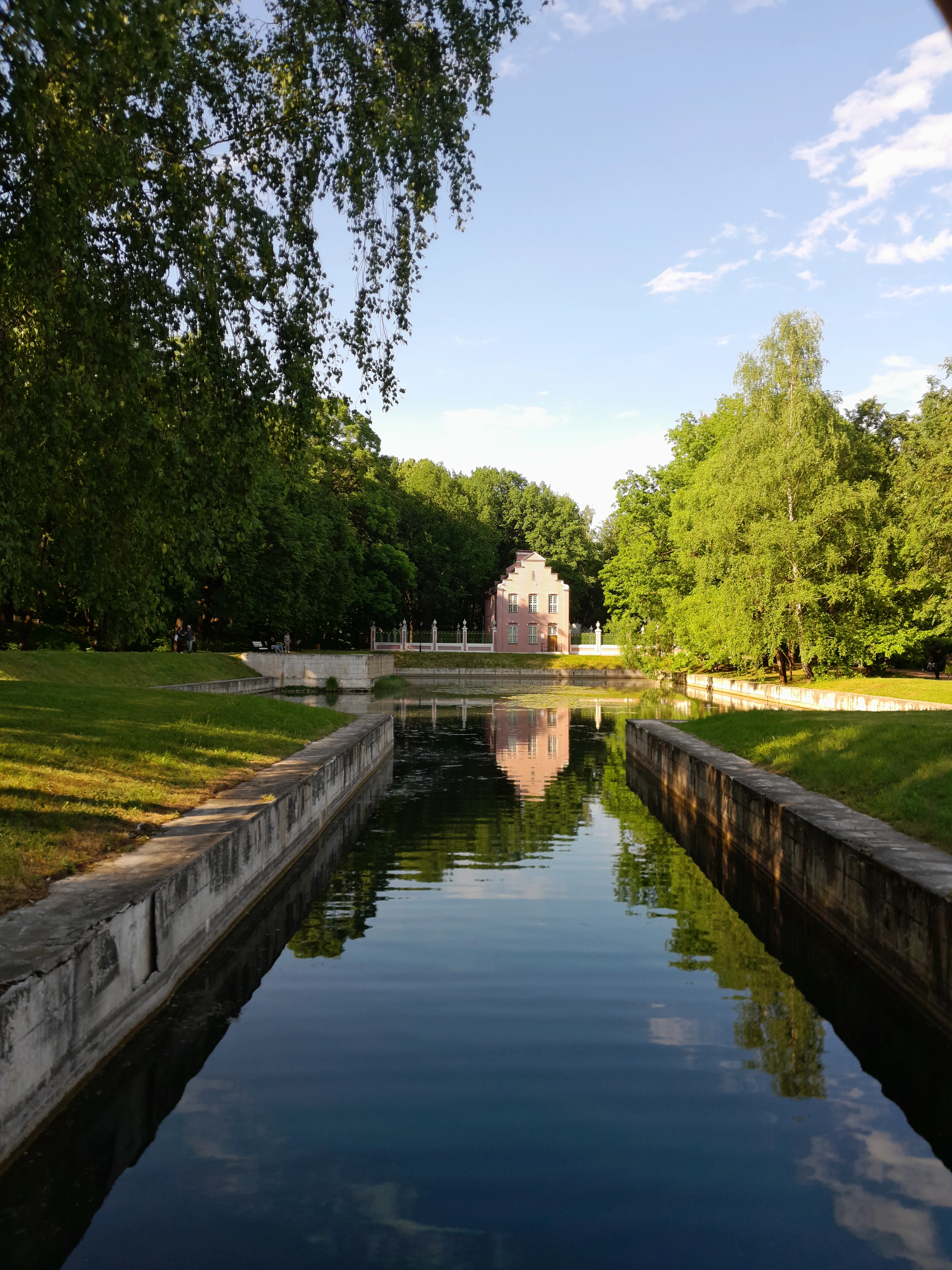 Зеркало усадьбы