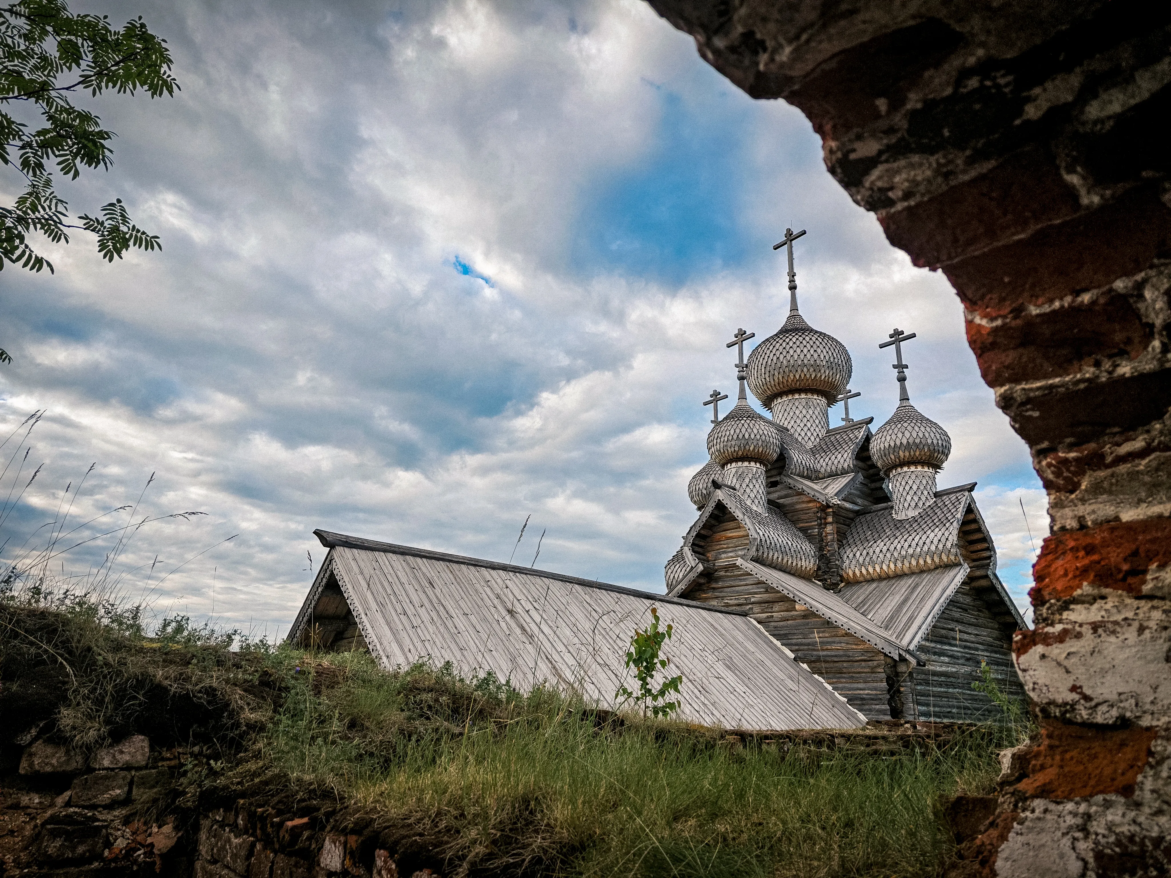 По укромным местам Русского Севера