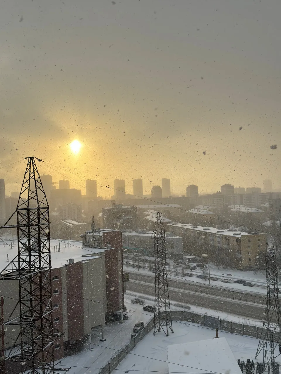 снег и солнце