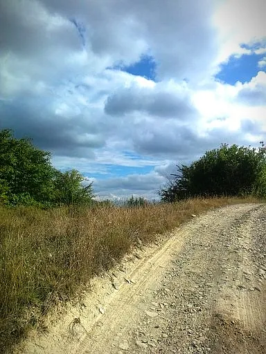 Дорога под облаками