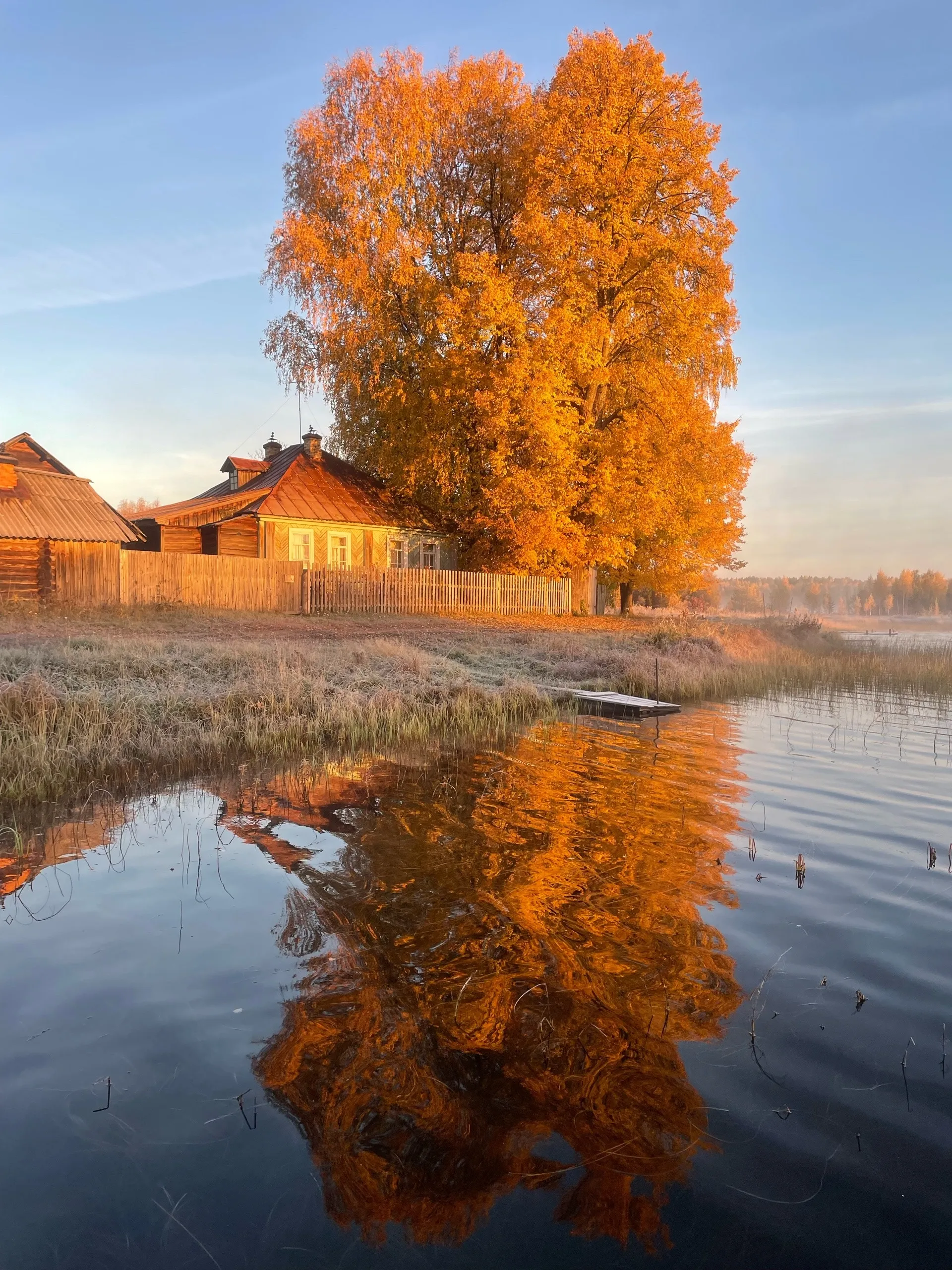 Домик с любовью к осени