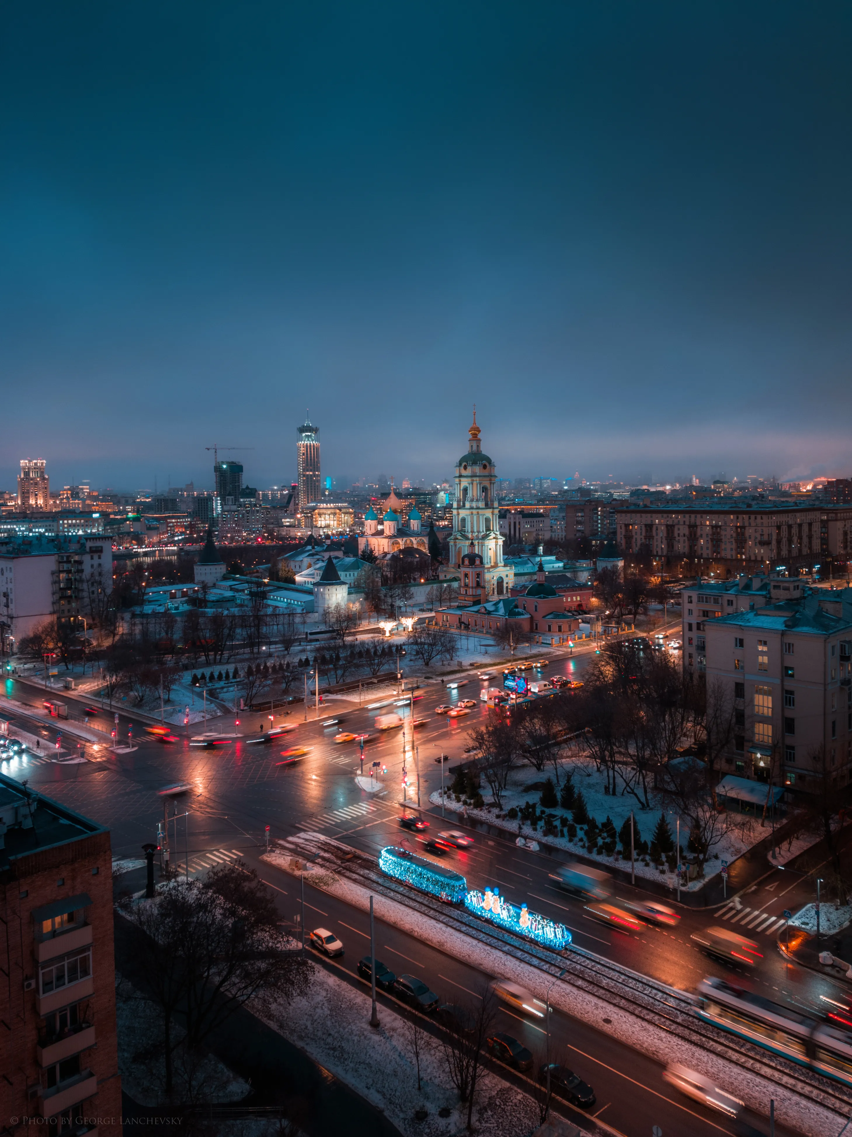 Зимний вечер в Москве