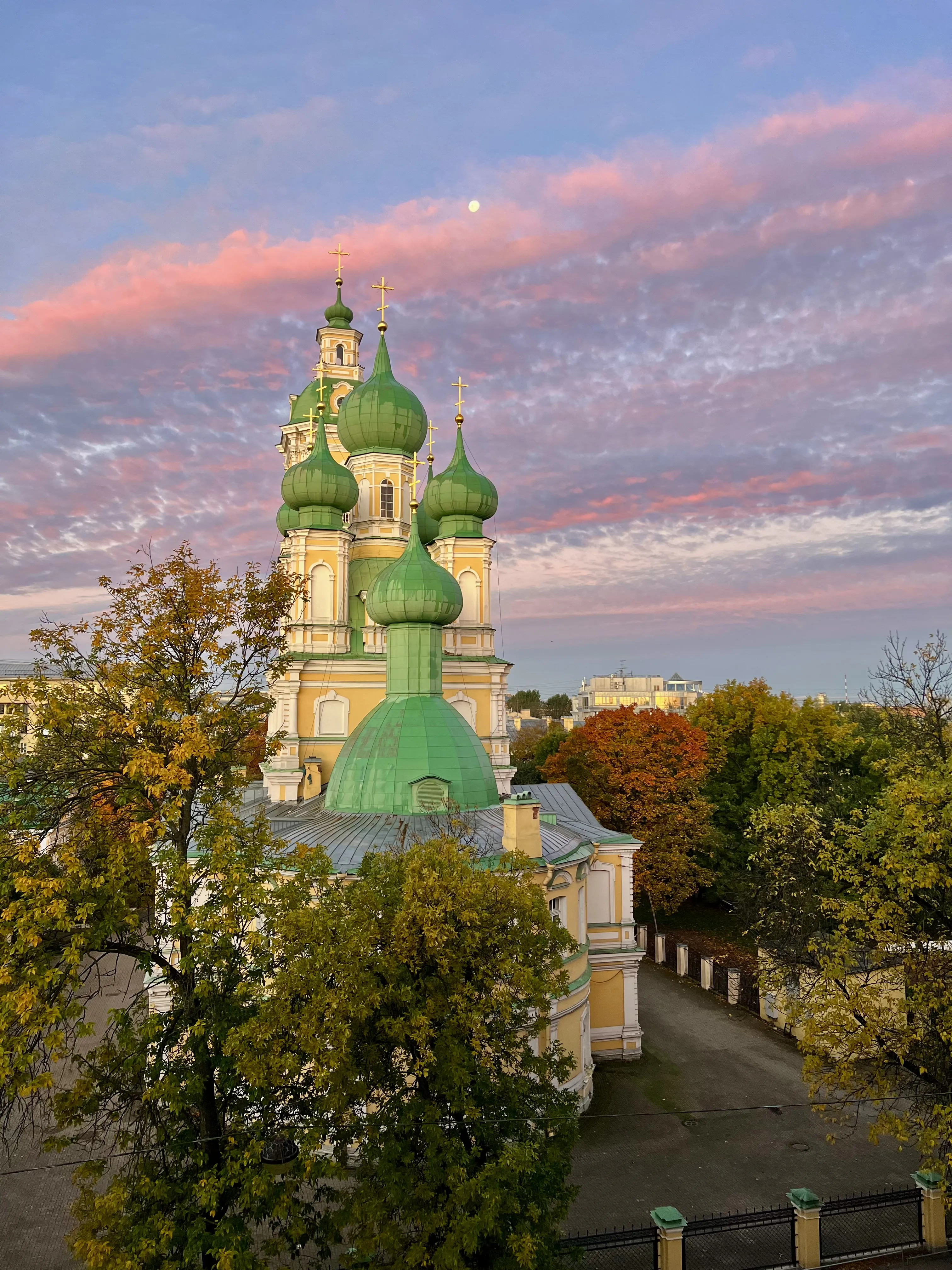 На рассвете
