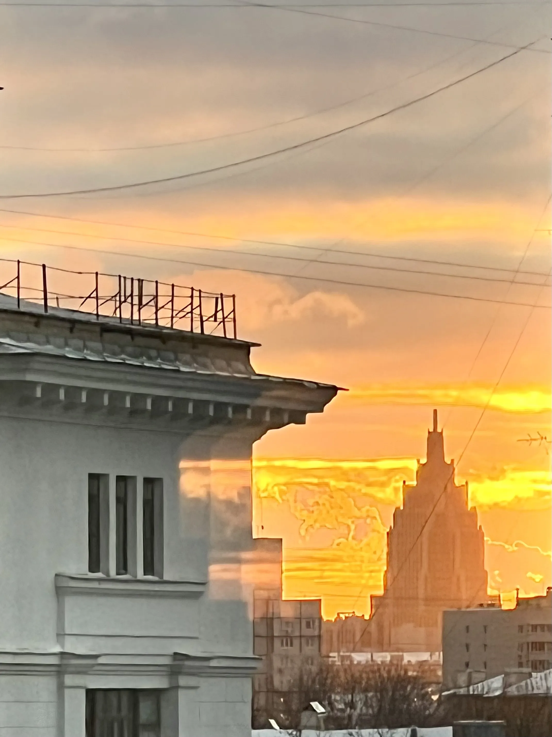 Москва в янтаре.